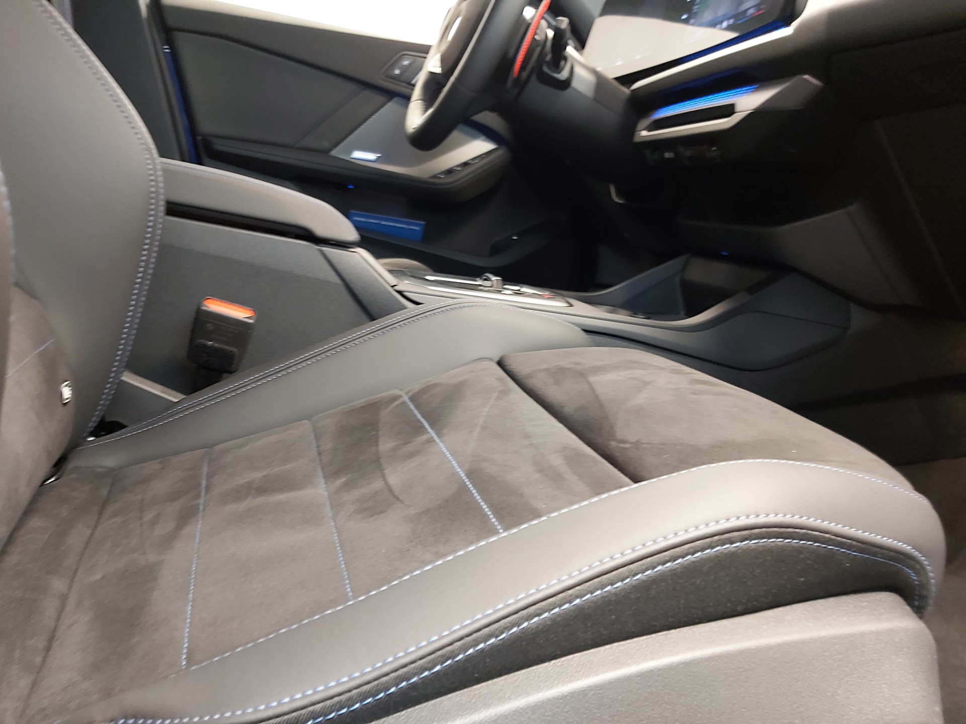 BMW M135i xDrive-image-10