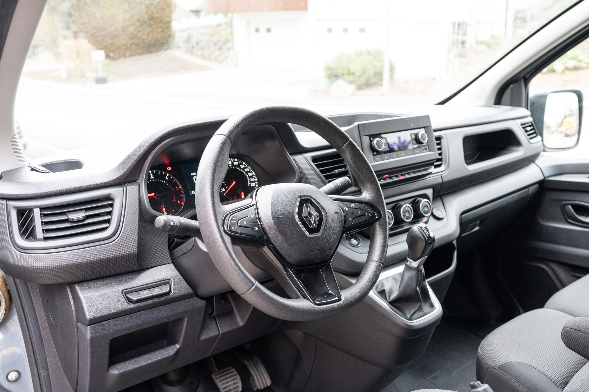 RENAULT Trafic 2.0 Blue dCi 150 Advance L2H1 EDC EN-image-20