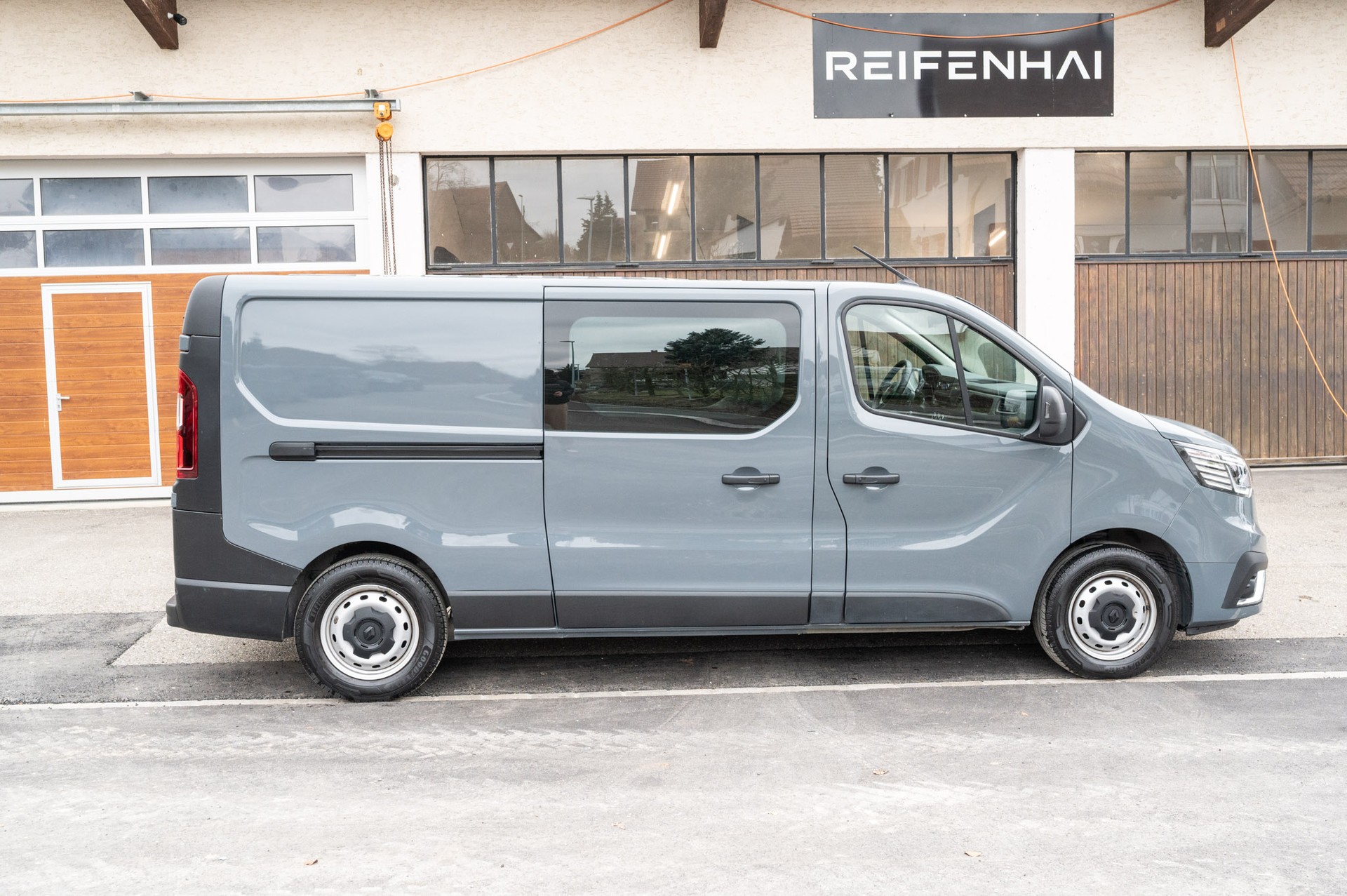 RENAULT Trafic 2.0 Blue dCi 150 Advance L2H1 EDC EN-image-9