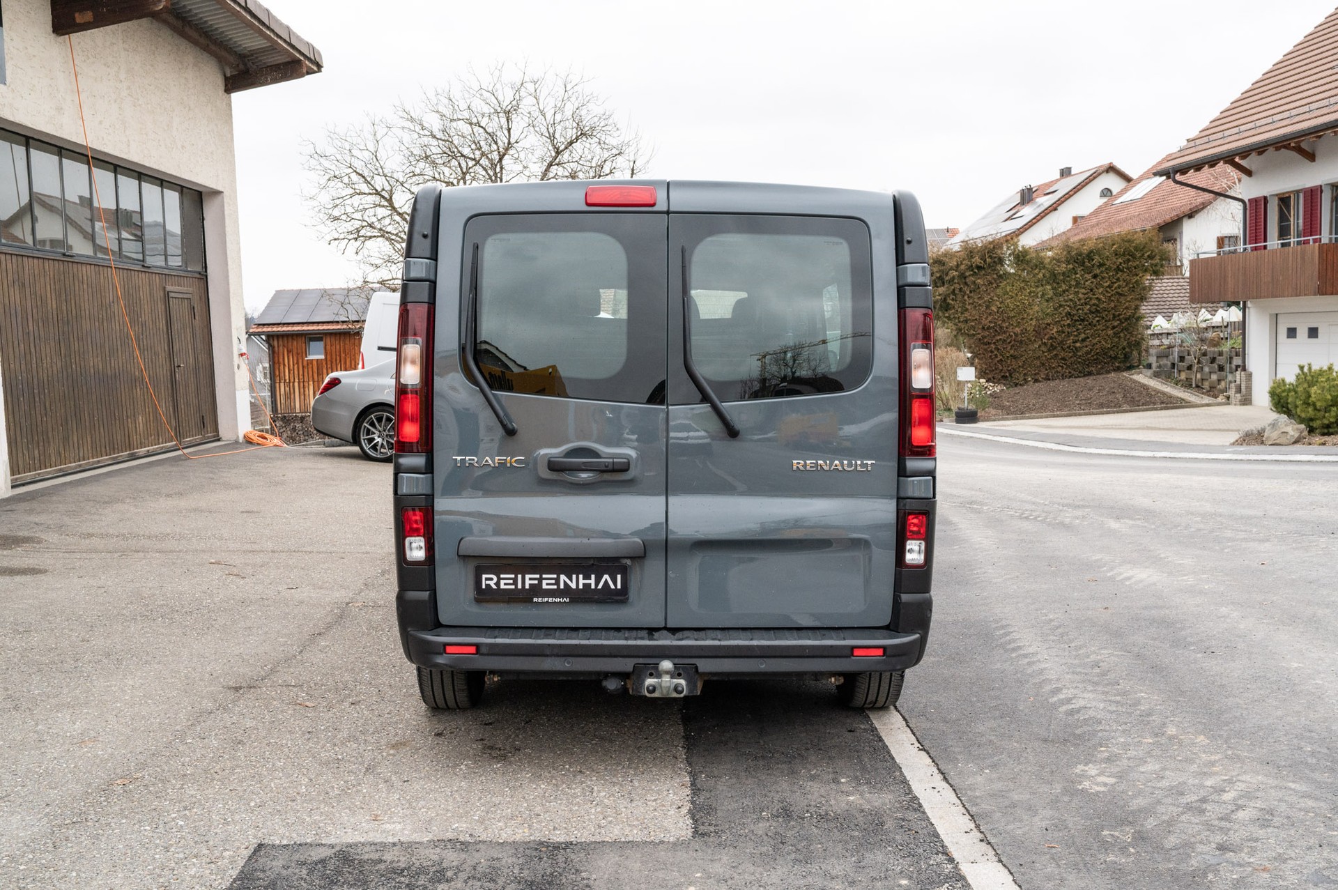 RENAULT Trafic 2.0 Blue dCi 150 Advance L2H1 EDC EN-image-0