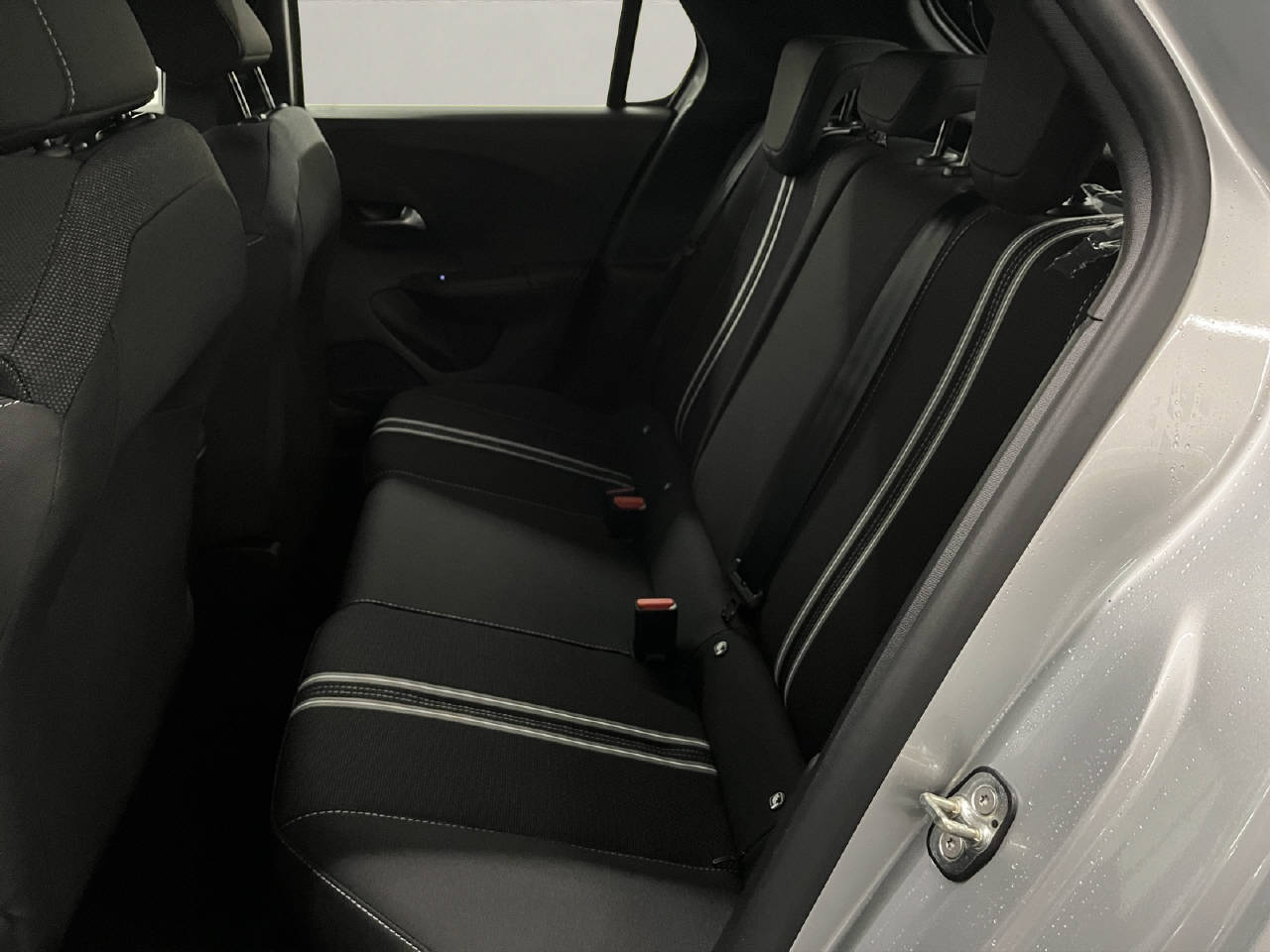 OPEL Corsa 1.2 T Hybrid Viva-image-10