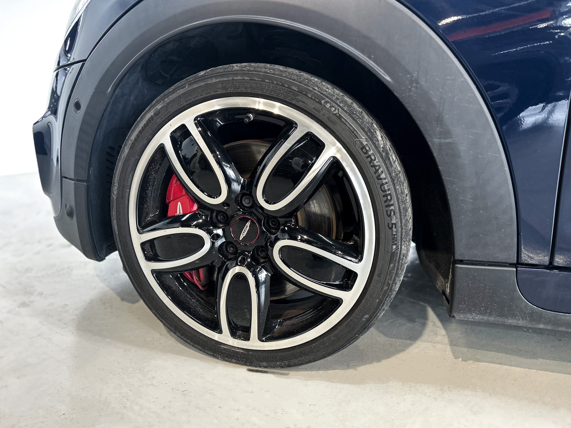 MINI Cooper John Cooper Works Cabriolet Steptronic-image-8