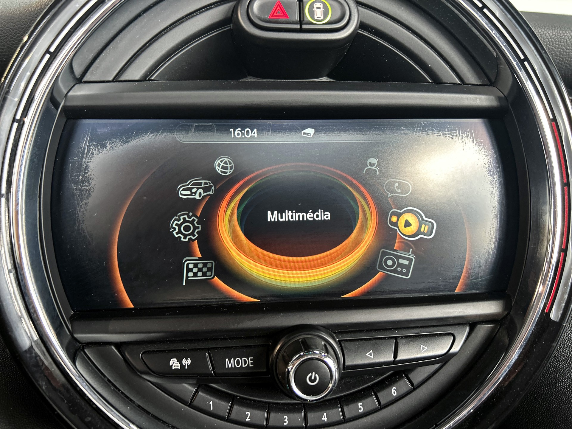 MINI Cooper John Cooper Works Cabriolet Steptronic-image-14