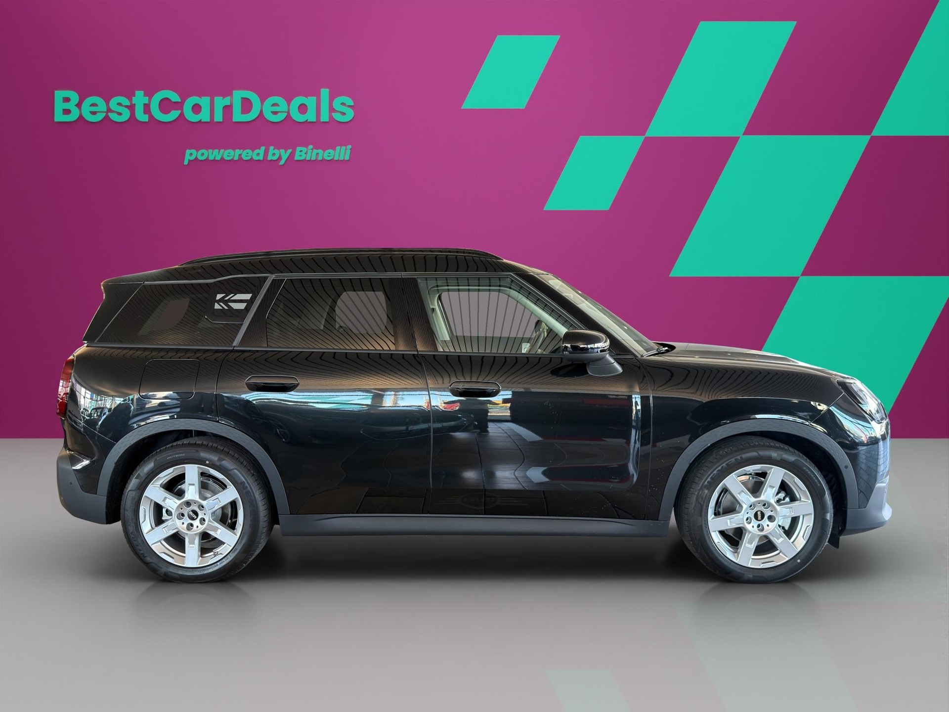 MINI Countryman E Classic Trim-image-1