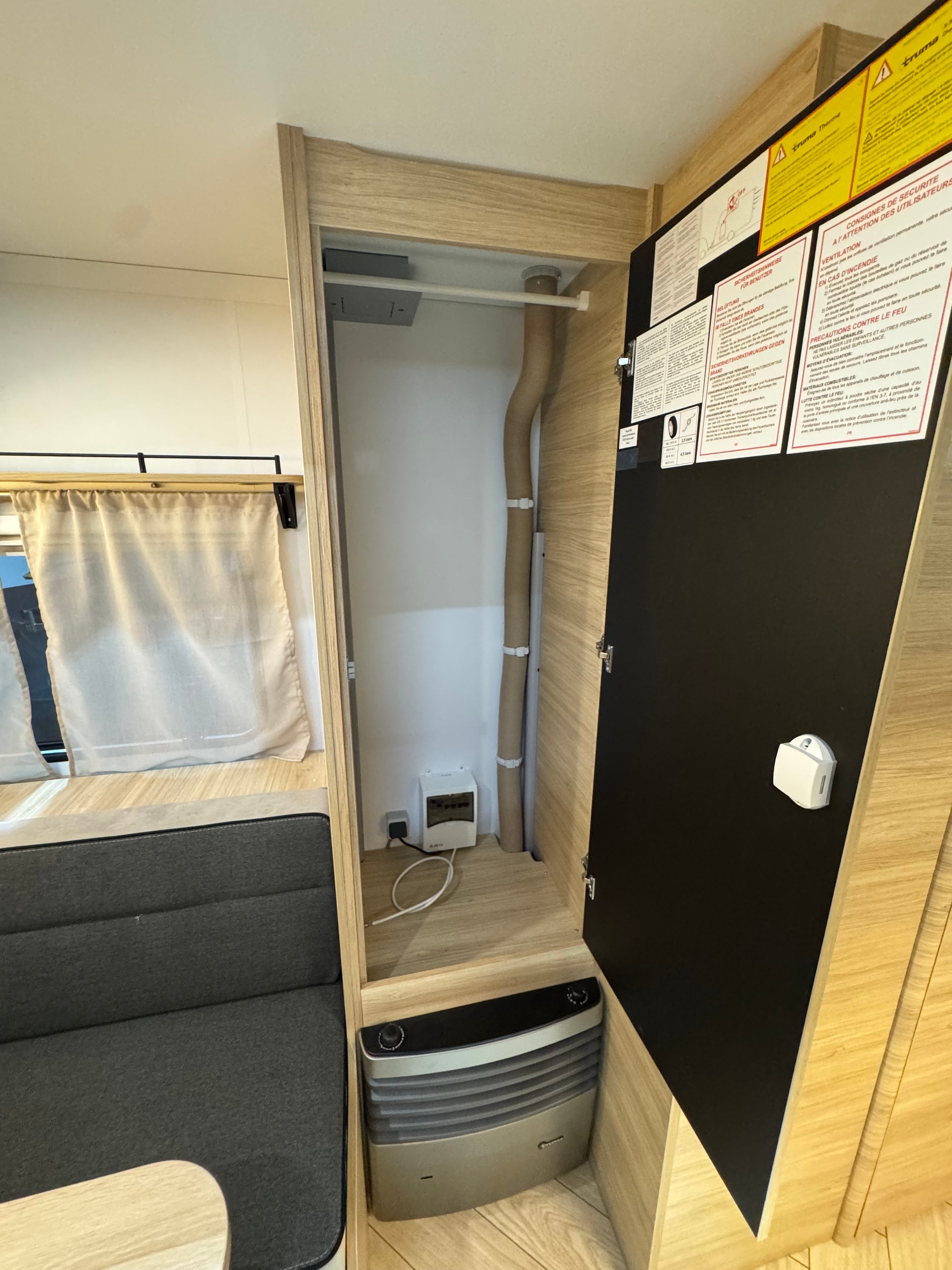 CARAVELAIR Sport Line 492-image-11