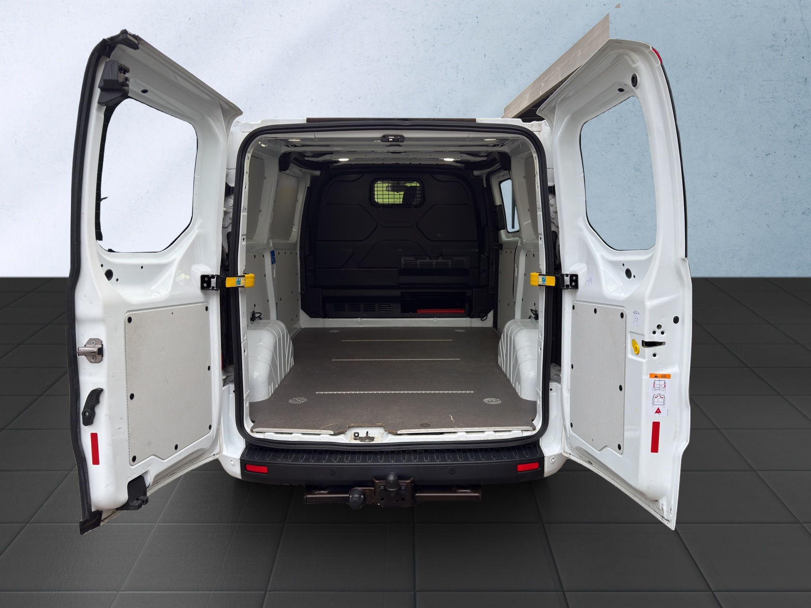 FORD Transit Custom Van 300 L1H1 Trend*AHK 2500KG*-image-18