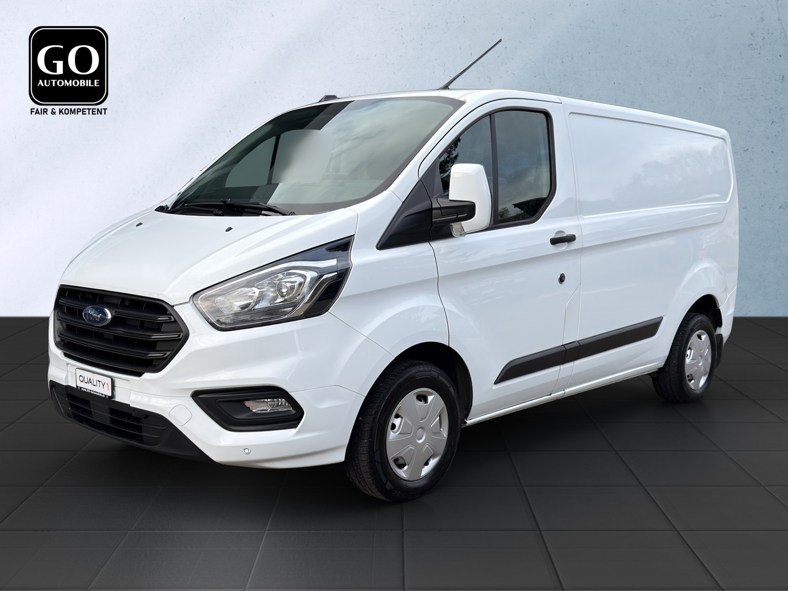 FORD Transit Custom Van 300 L1H1 Trend*AHK 2500KG*-showroom-element-1