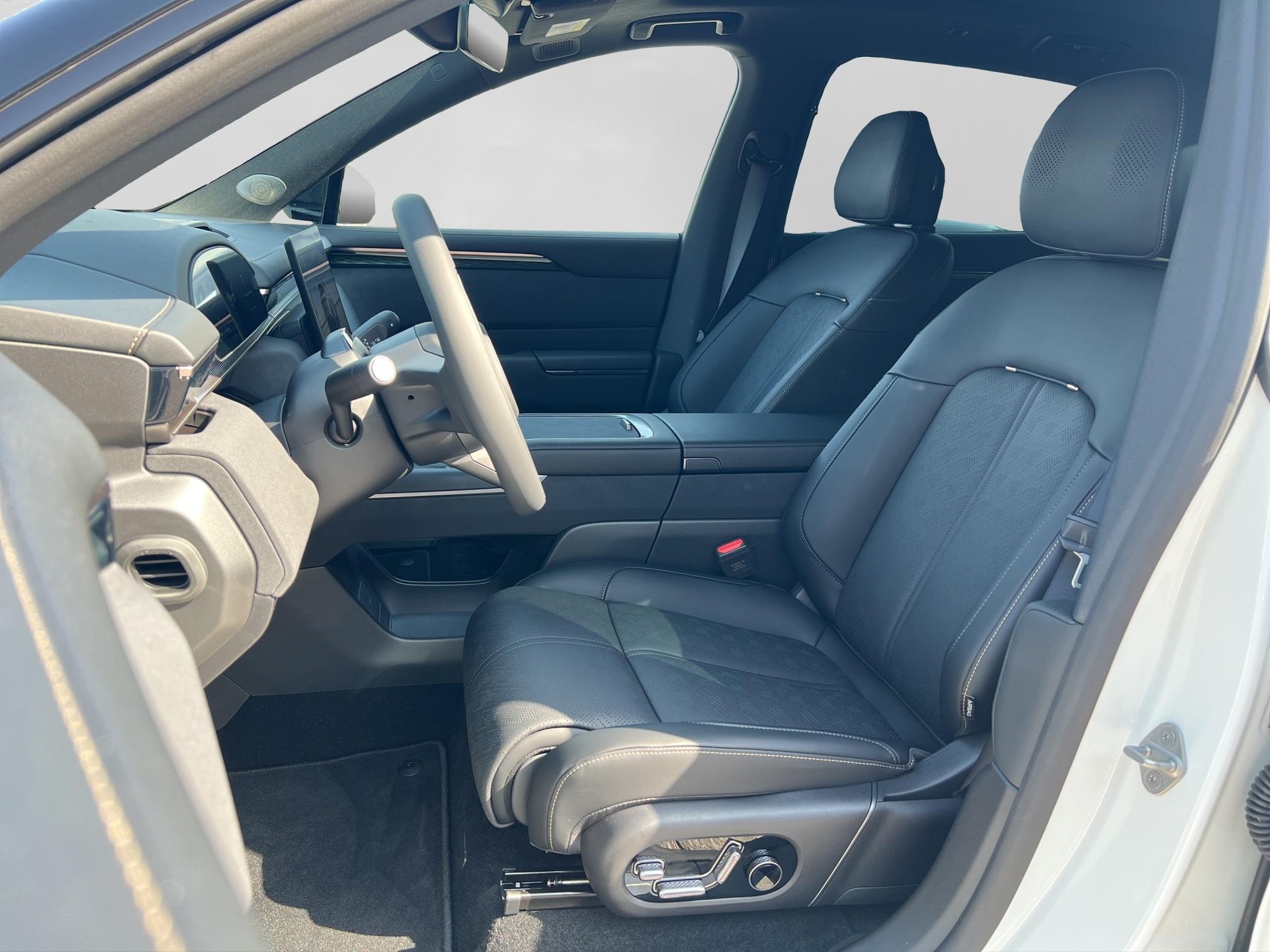 ZEEKR 7X Privilege AWD-image-1