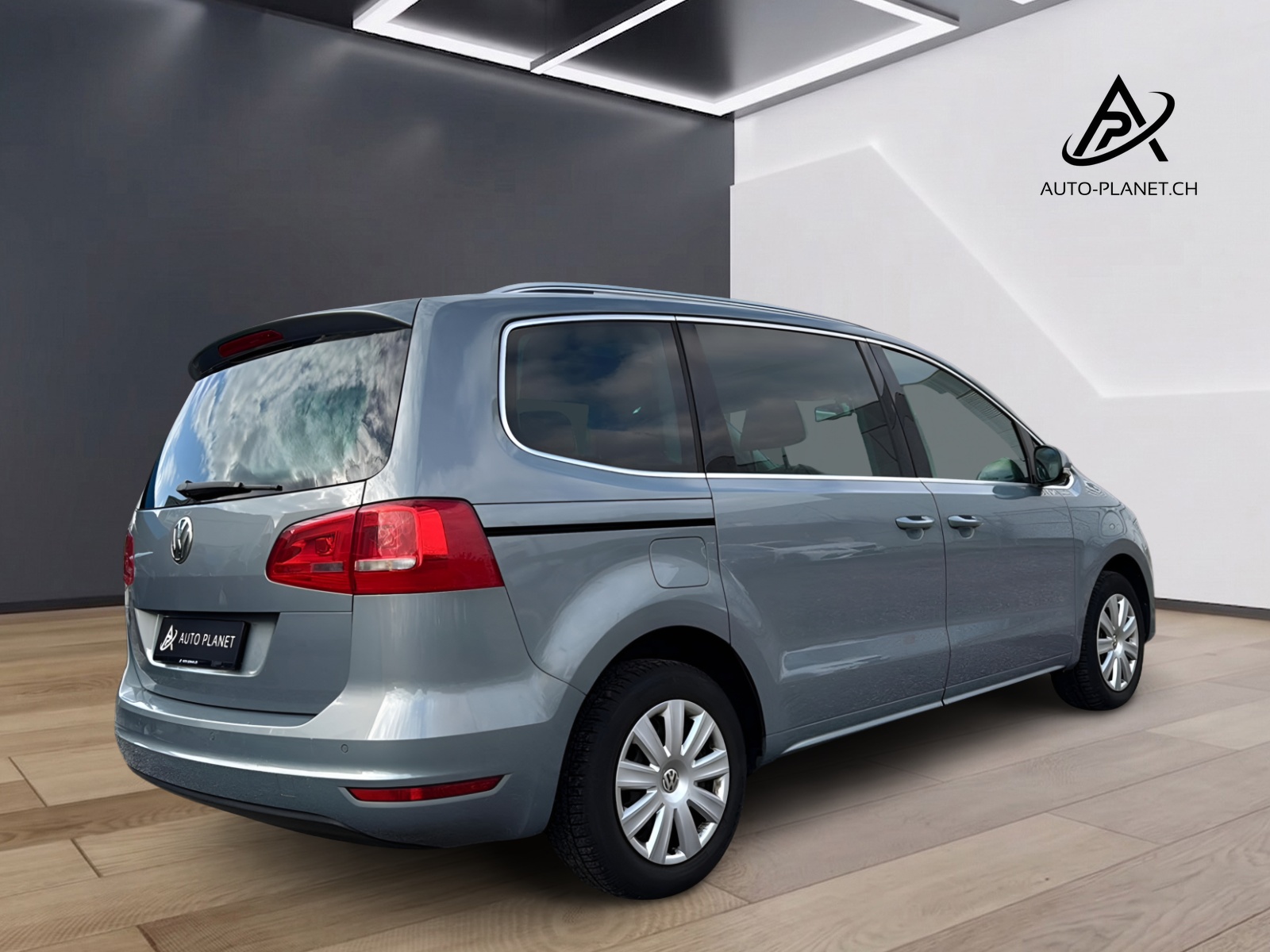 VW Sharan 2.0 TDI BlueMotion Technology Highline DSG-showroom-element-2