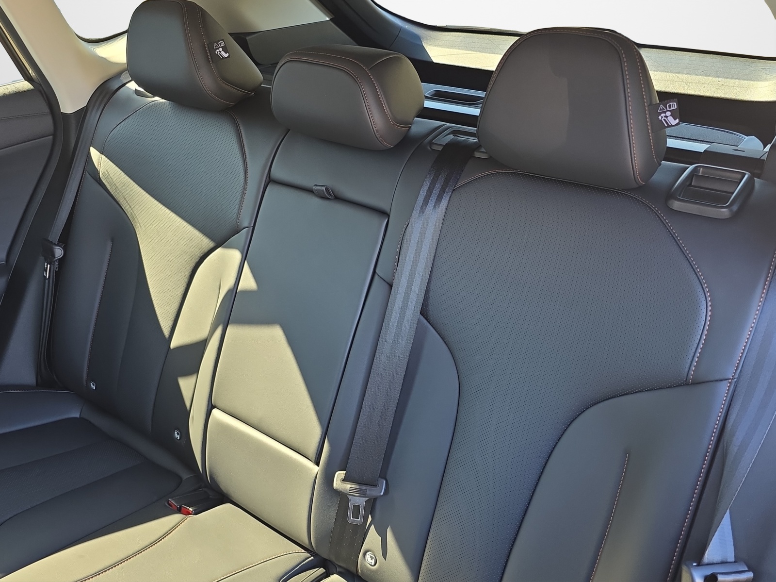 MG HS 1.5 Vti-Tech Luxury-image-10