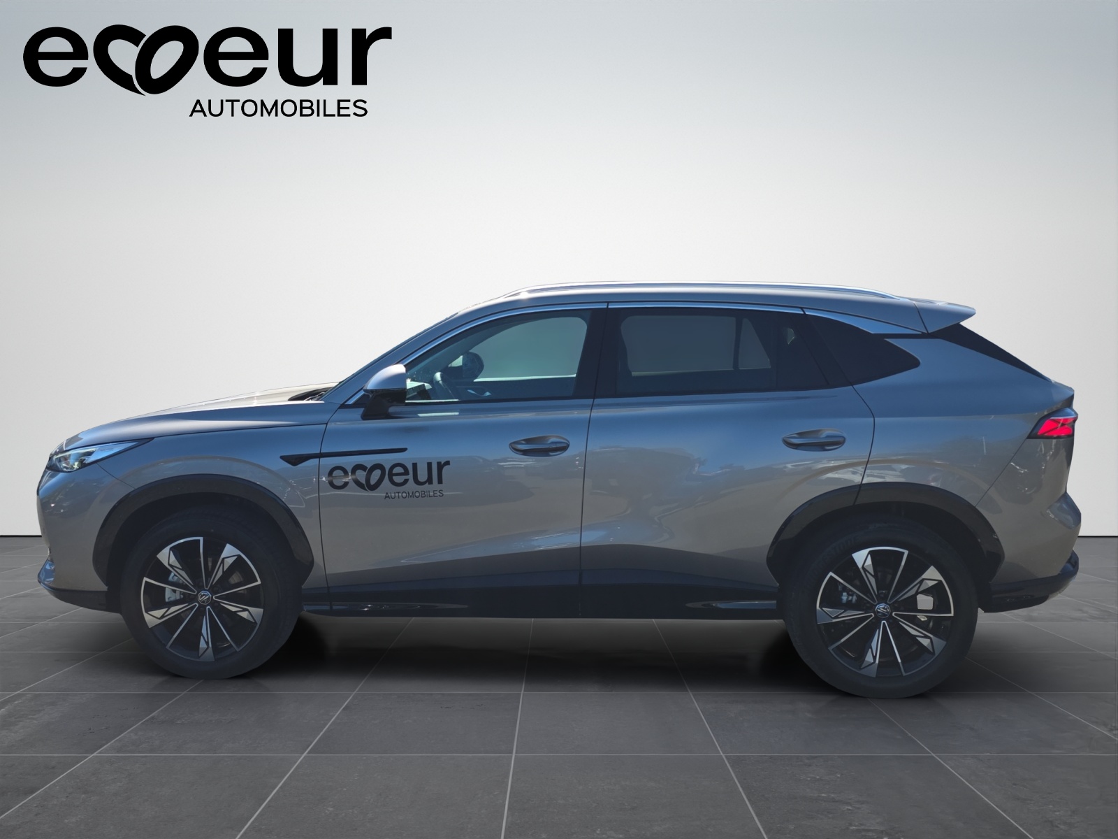 MG HS 1.5 Vti-Tech Luxury-image-2