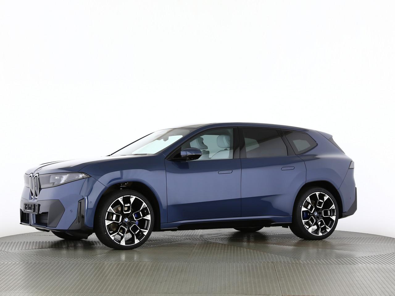 BMW iX3 50 xDrive-image-2