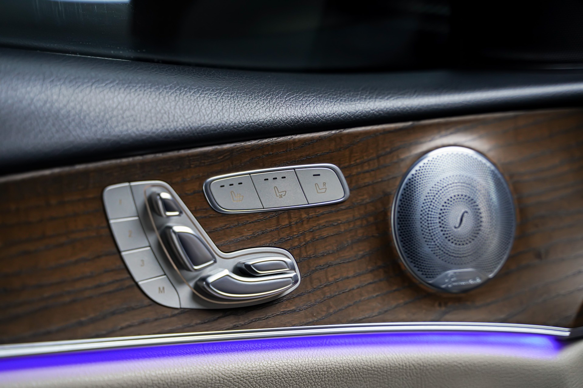 MERCEDES-BENZ E 350 d Avantgarde 9G-Tronic-image-7