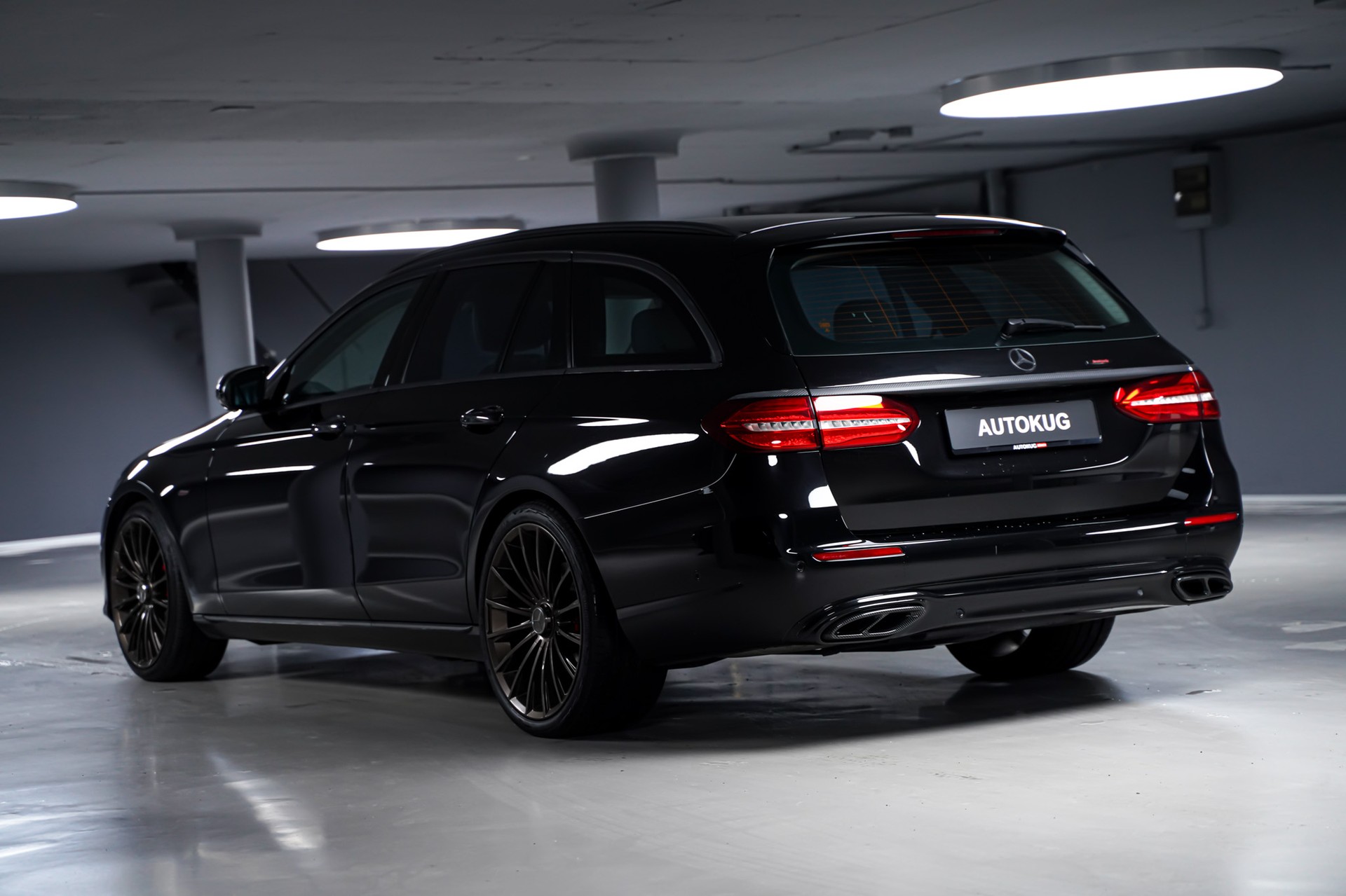 MERCEDES-BENZ E 350 d Avantgarde 9G-Tronic-image-5