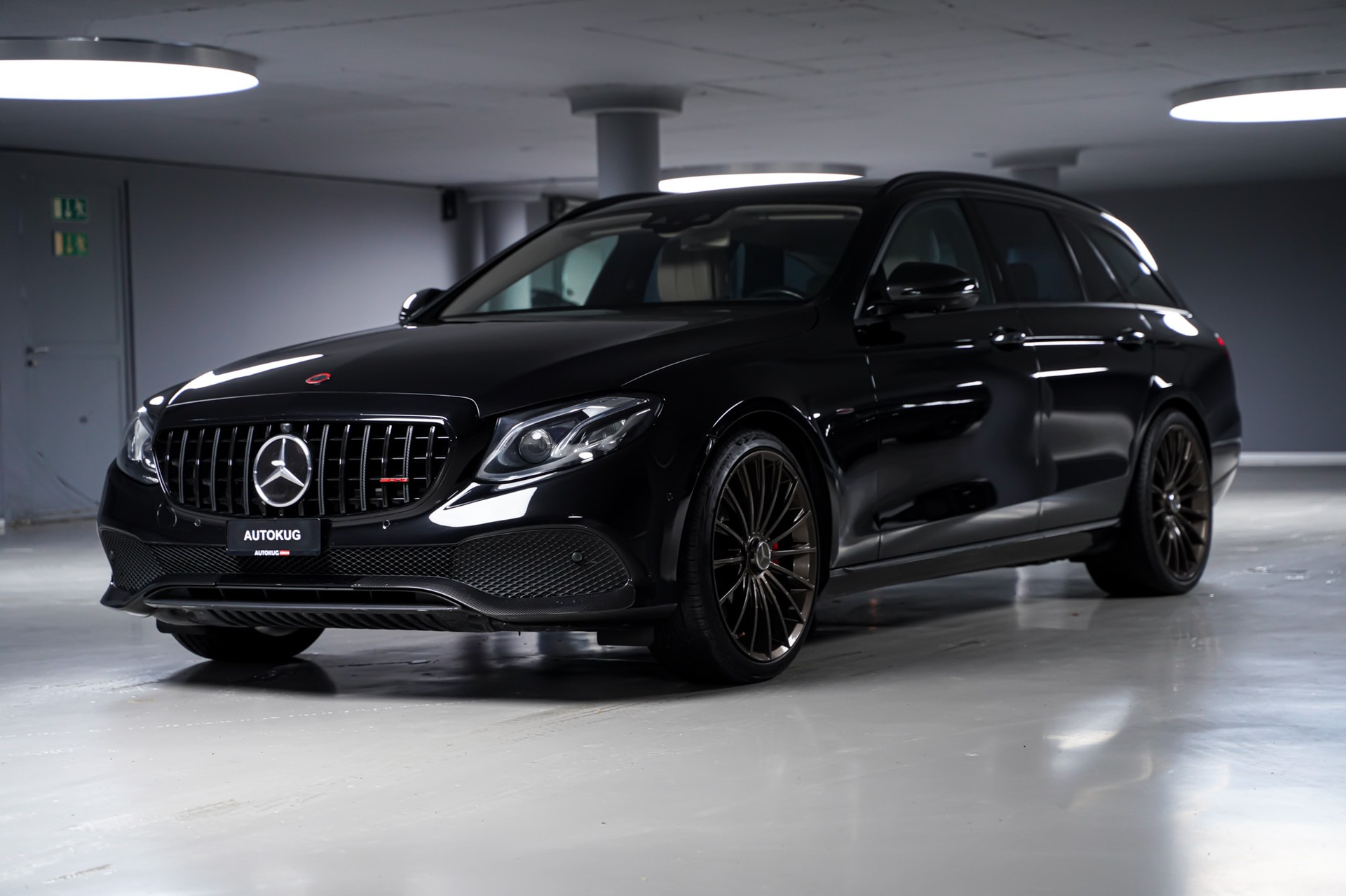 MERCEDES-BENZ E 350 d Avantgarde 9G-Tronic-image-0