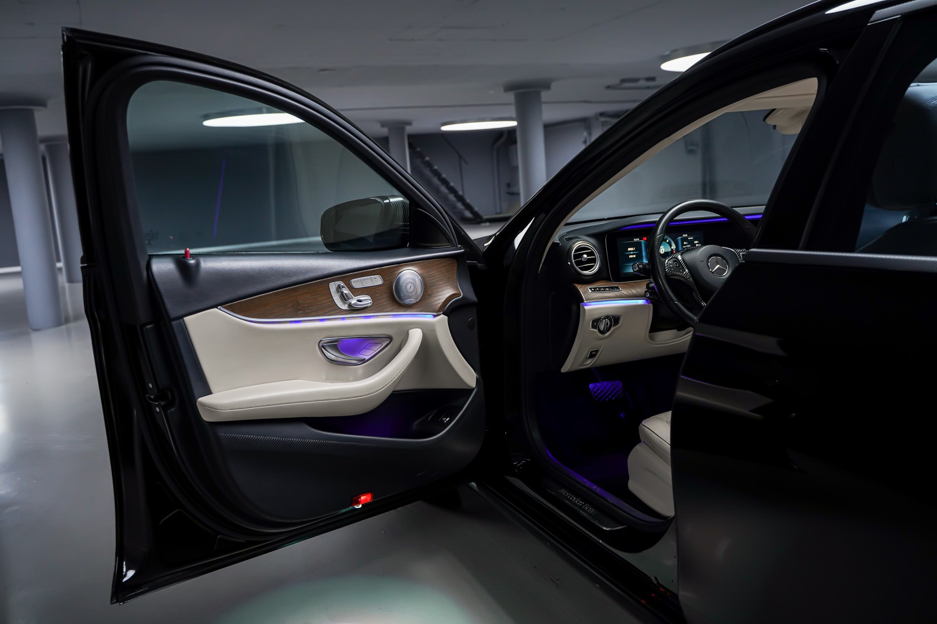 MERCEDES-BENZ E 350 d Avantgarde 9G-Tronic-image-6