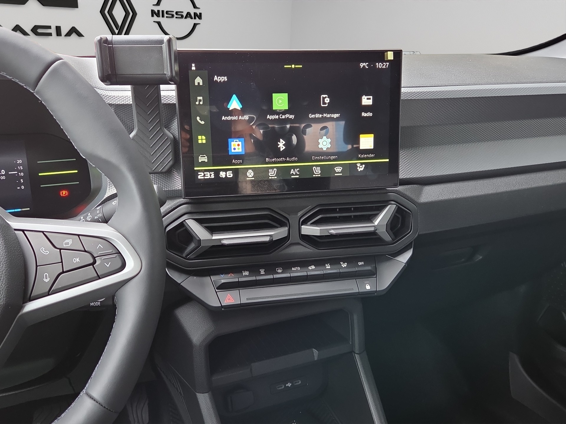 DACIA Duster HEV 155 Journey-image-11