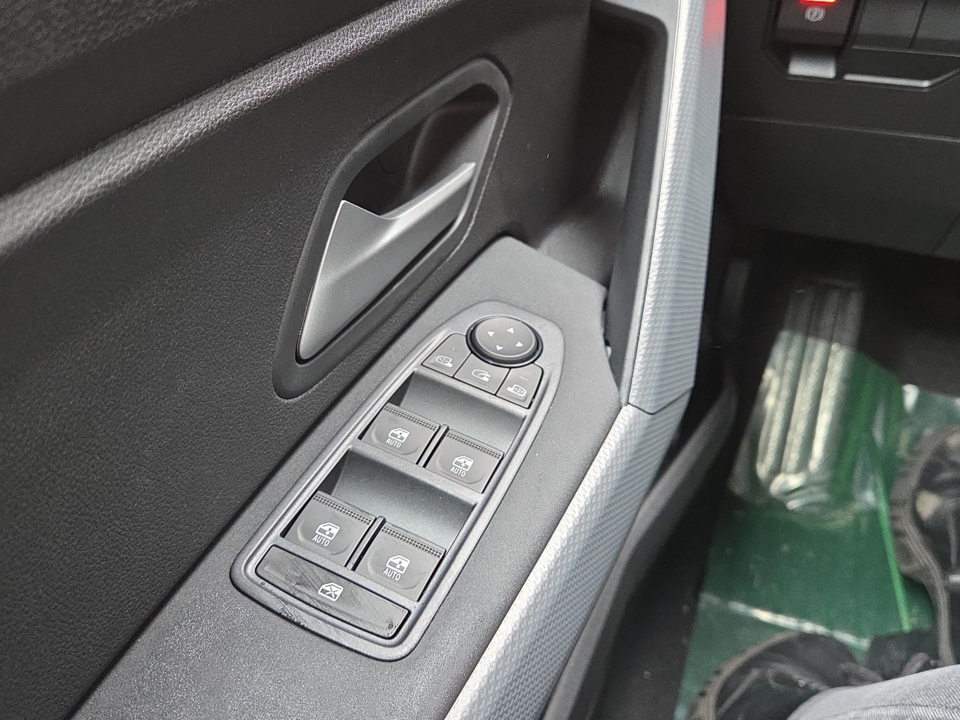DACIA Duster HEV 155 Journey-image-14
