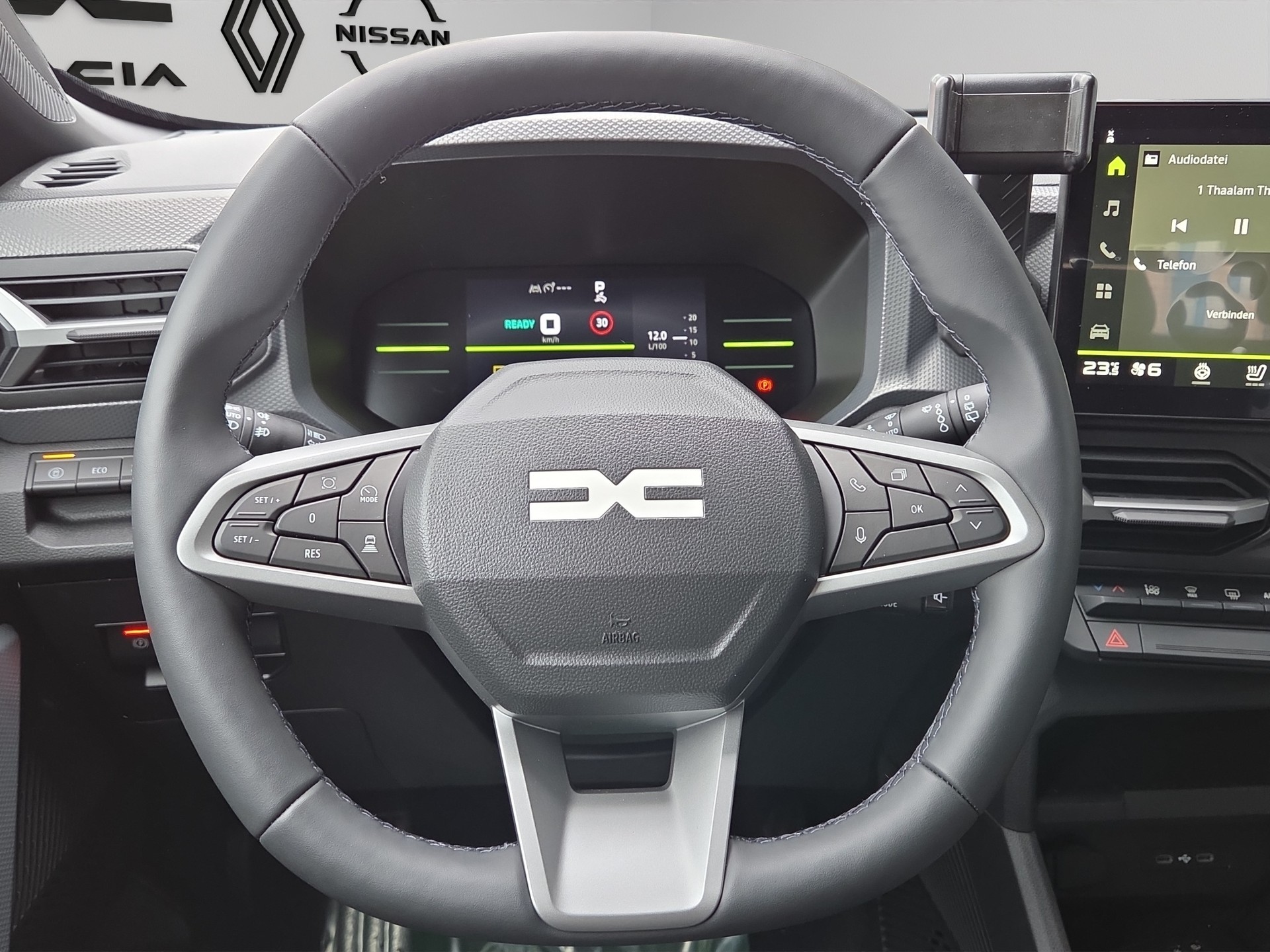 DACIA Duster HEV 155 Journey-image-9