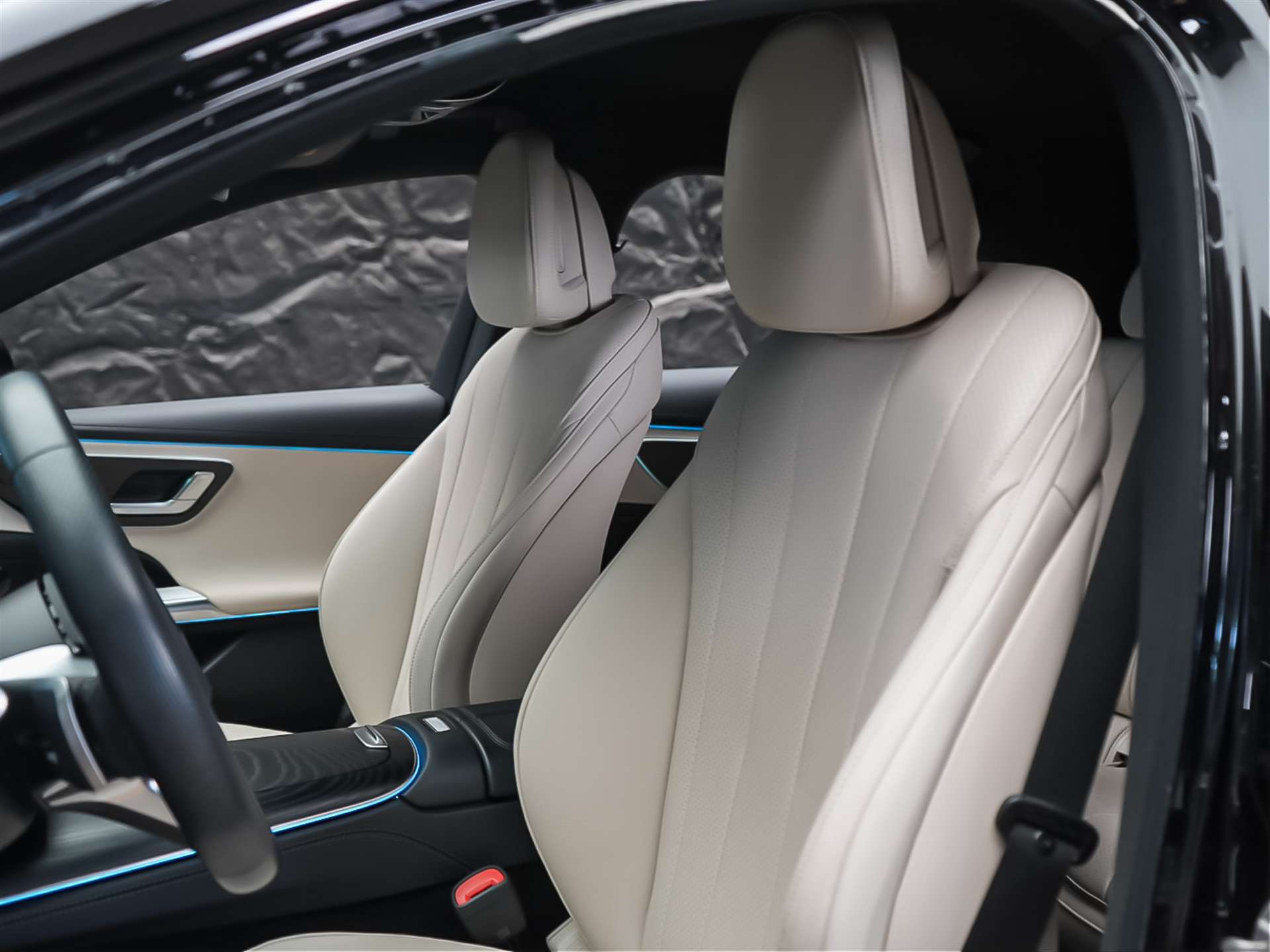 MERCEDES-BENZ MERCEDES-BENZ E 220 d AMG Line 9G-Tronic *Supercreen*Werksgarantie*-image-10