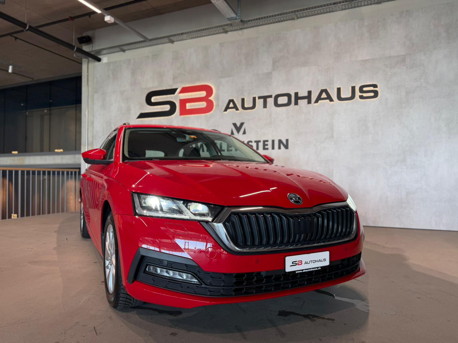 SKODA Octavia Combi 2.0 TDI DSG Ambition-image-5