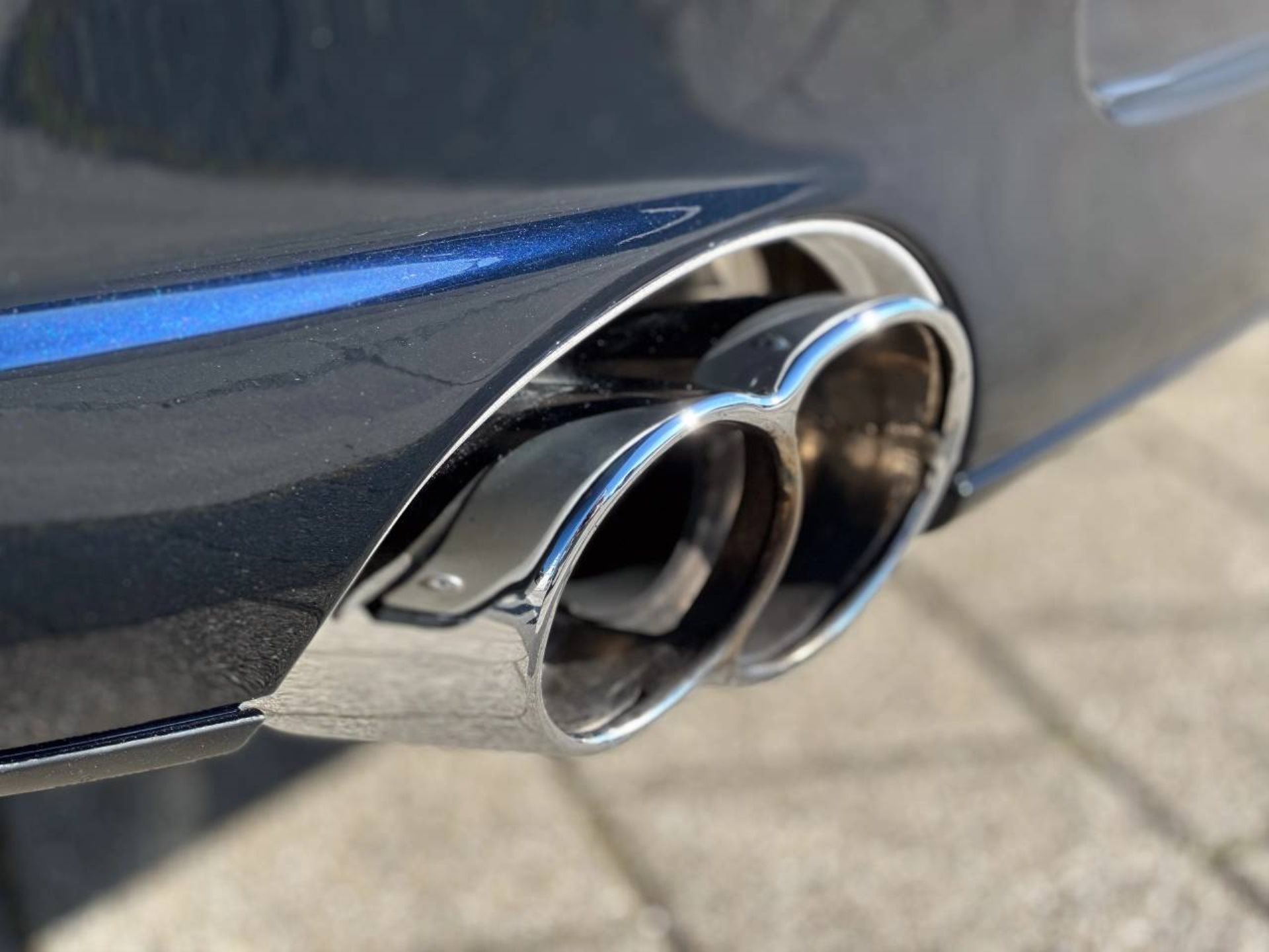 PORSCHE 911 Turbo Coupé-image-15