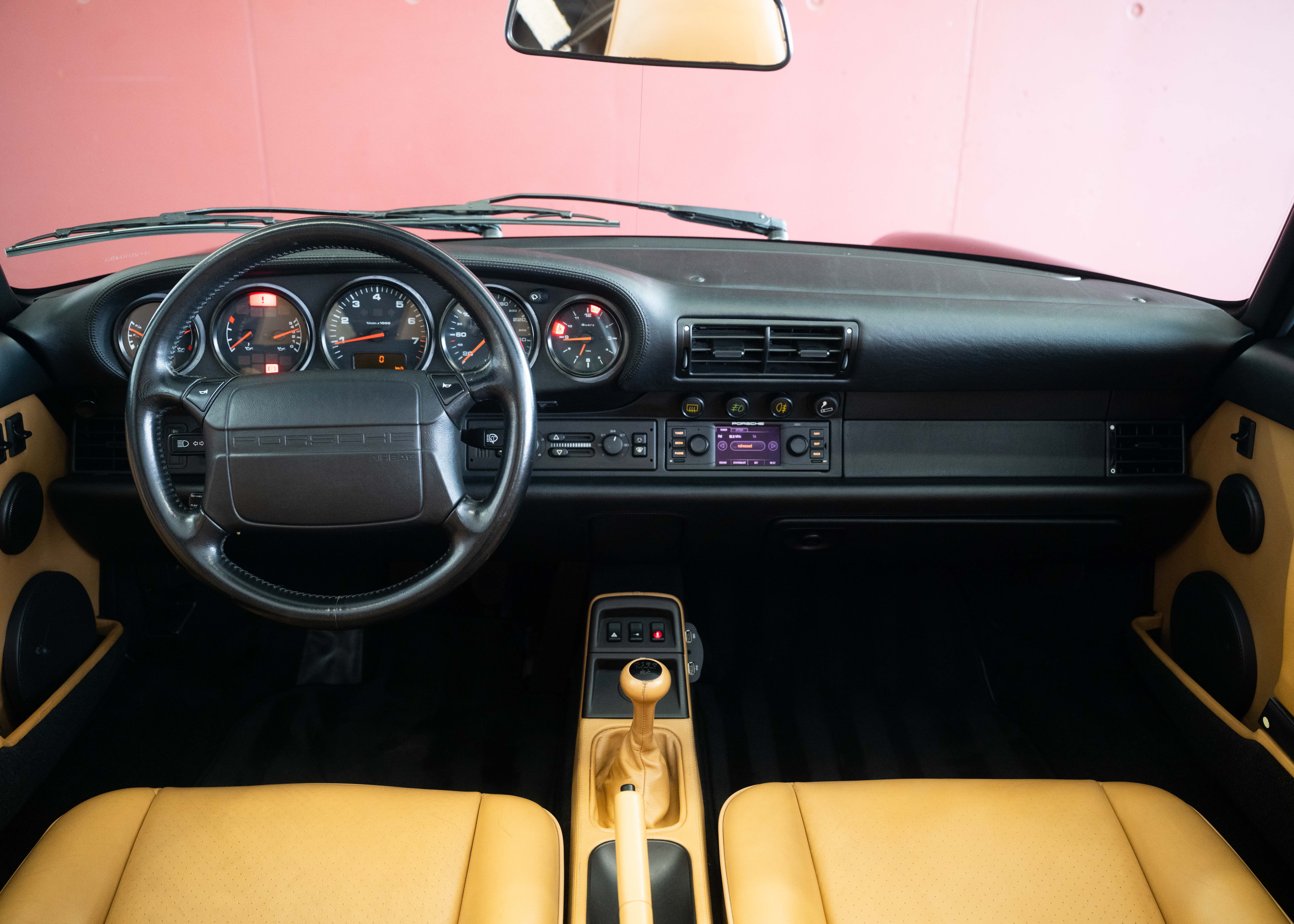 Image PORSCHE 911 911 Carrera 2 Turbo Look (2nd hand Swiss car, fantastic condition, full Porsche service history, L999 special paint)