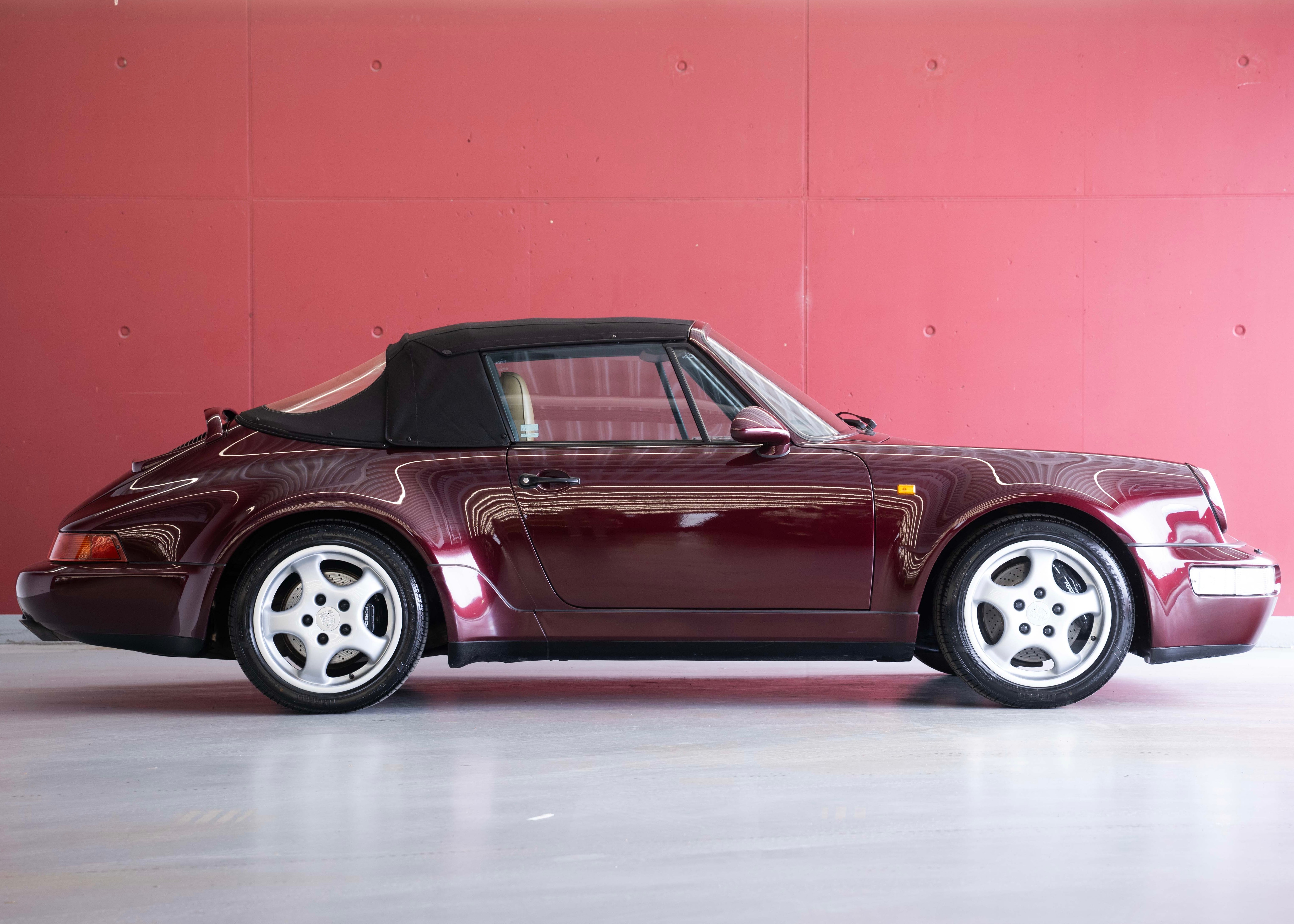 Image PORSCHE 911 911 Carrera 2 Turbo Look (2nd hand Swiss car, fantastic condition, full Porsche service history, L999 special paint)