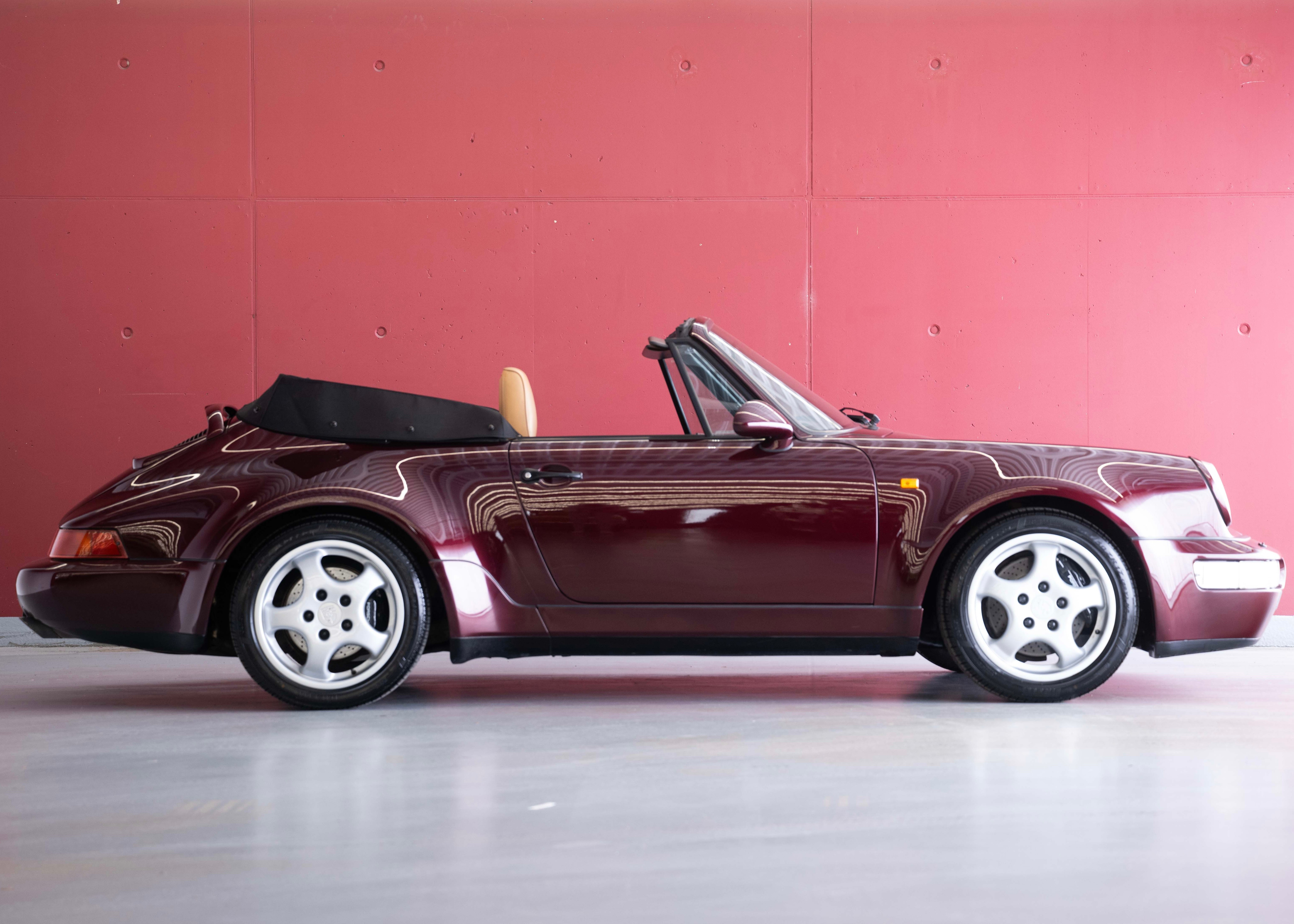 Image PORSCHE 911 911 Carrera 2 Turbo Look (2nd hand Swiss car, fantastic condition, full Porsche service history, L999 special paint)