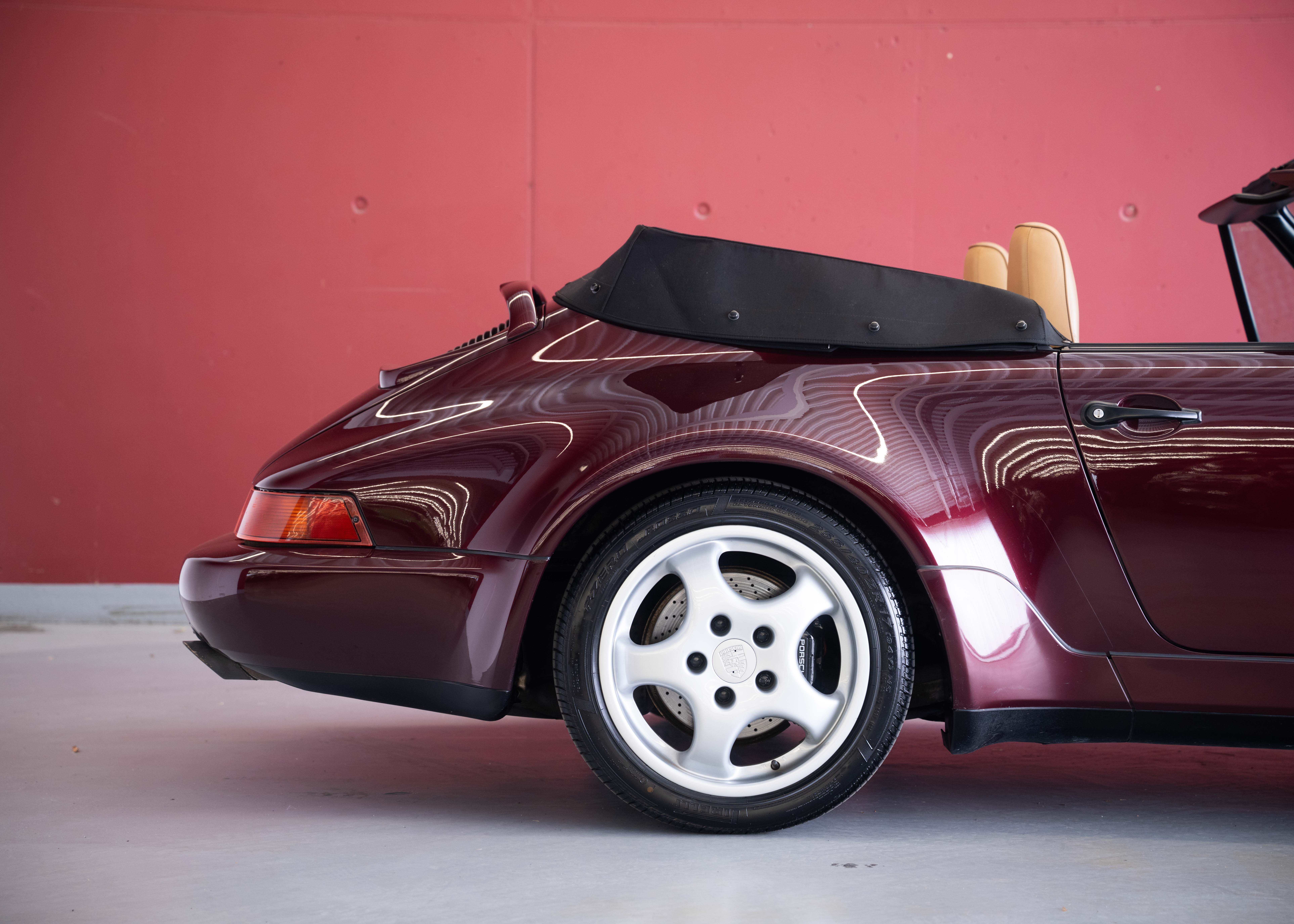 Image PORSCHE 911 911 Carrera 2 Turbo Look (2nd hand Swiss car, fantastic condition, full Porsche service history, L999 special paint)