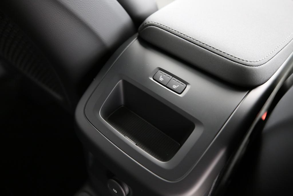 VOLVO XC60 2.0 T8 TE Polestar eAWD-image-8