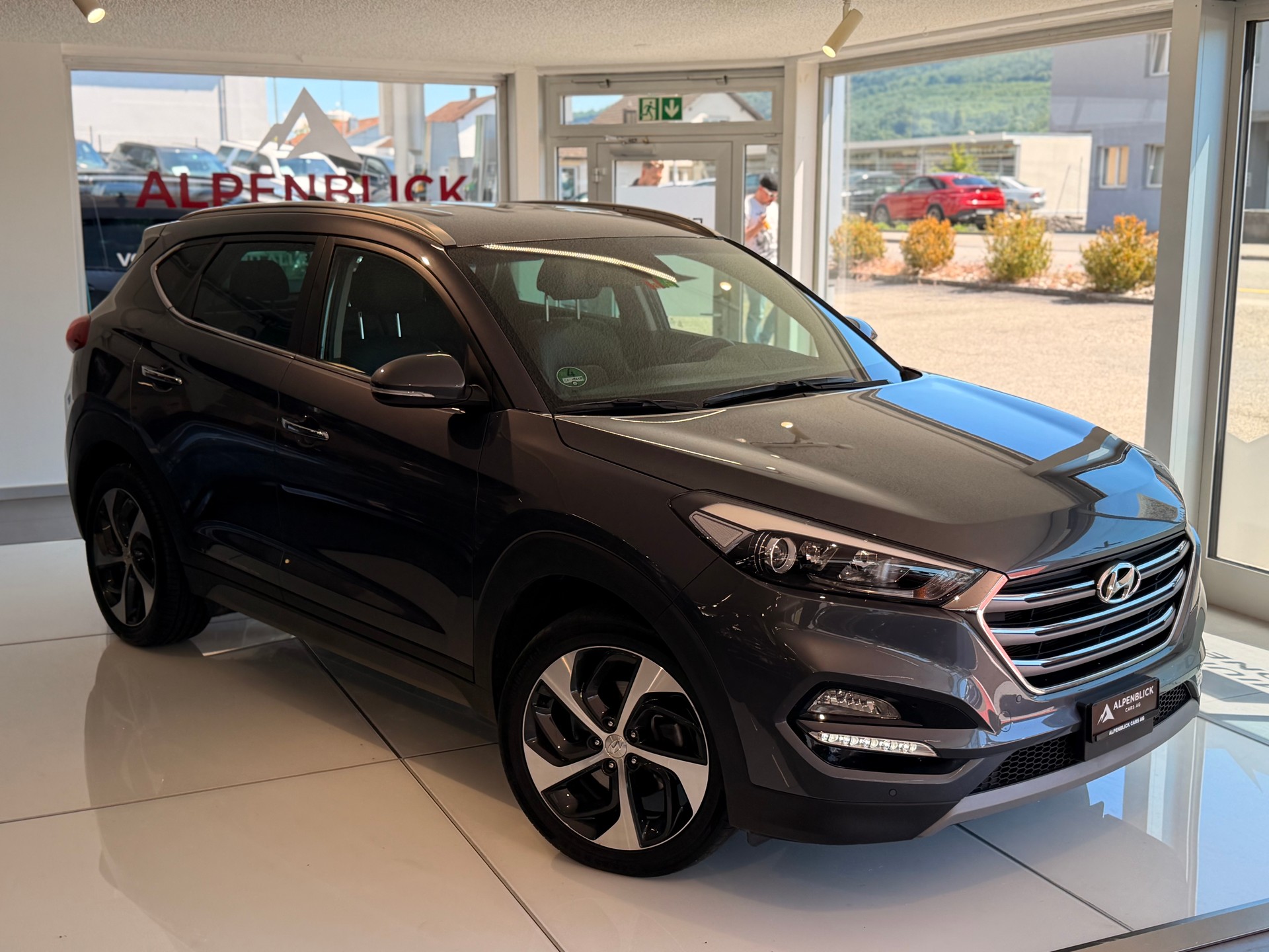 HYUNDAI Tucson 1.7 CRDI Origo 2WD DCT7-showroom-element-2