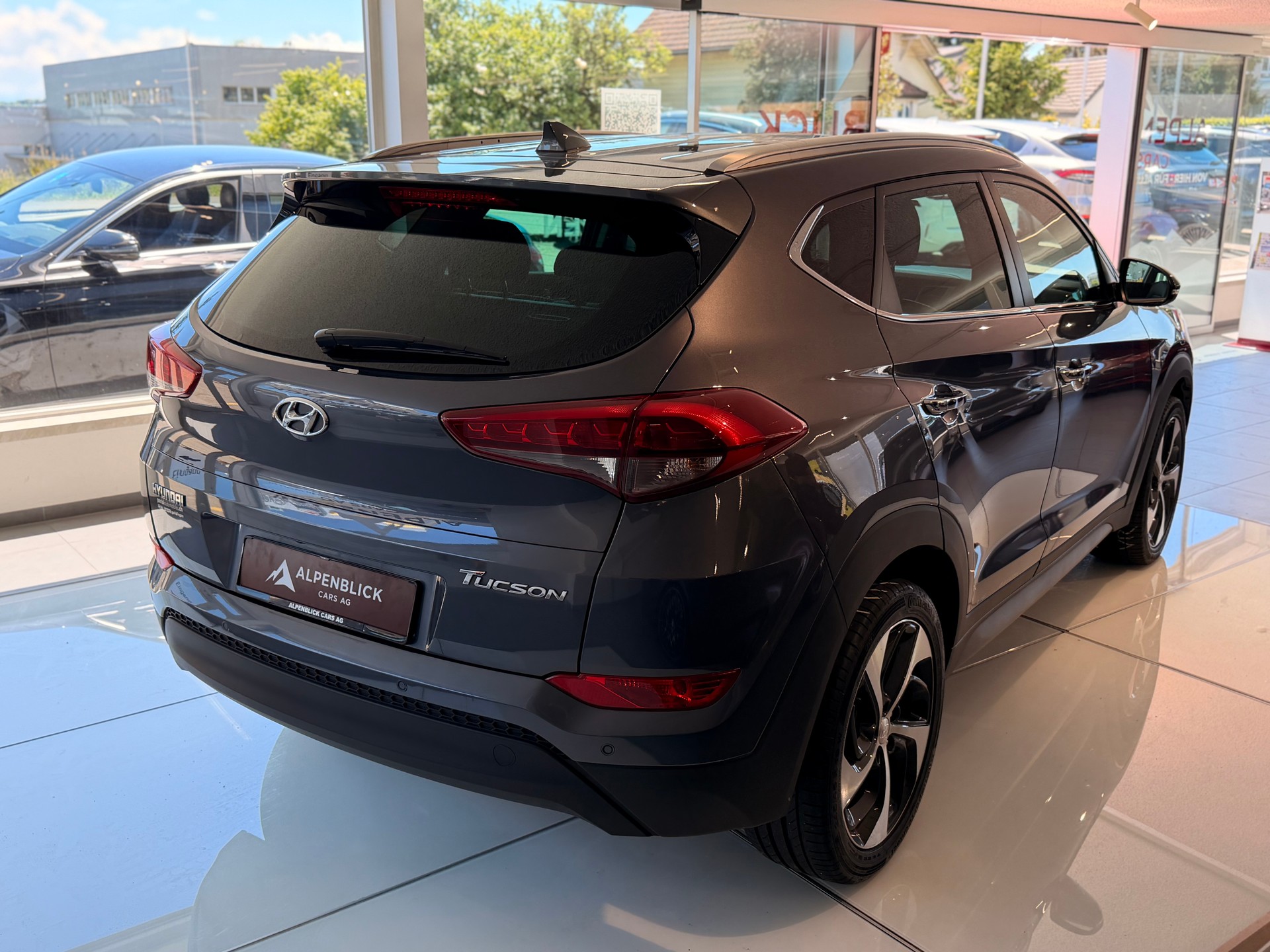 HYUNDAI Tucson 1.7 CRDI Origo 2WD DCT7-image-5
