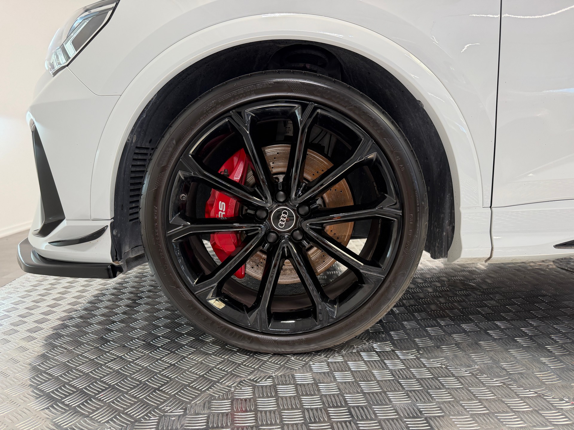 AUDI RS Q3 Sportback quattro S tronic-image-15