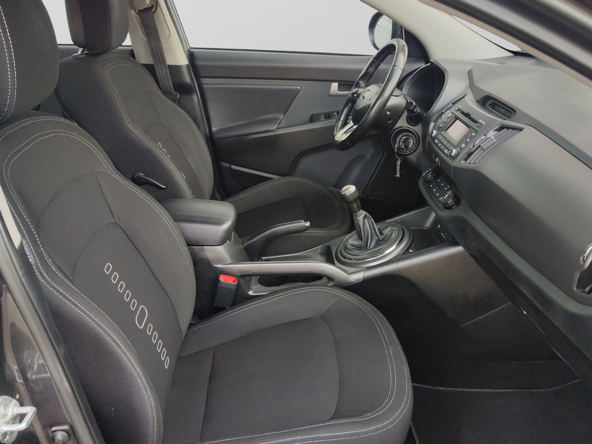 KIA Sportage 2.0 Style 4WD-image-19