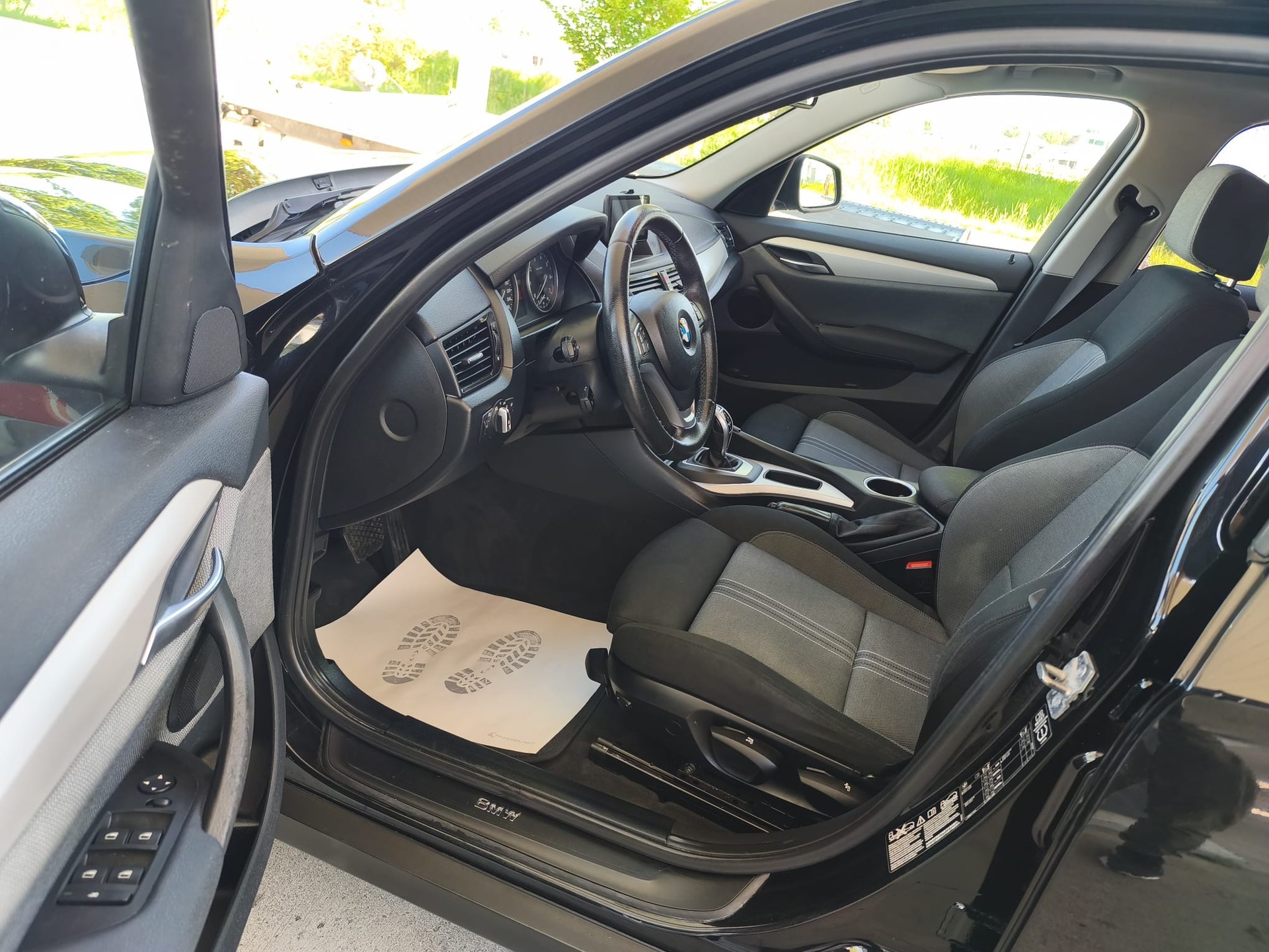 BMW X1 xDrive 20i Sport Line Steptronic-image-7