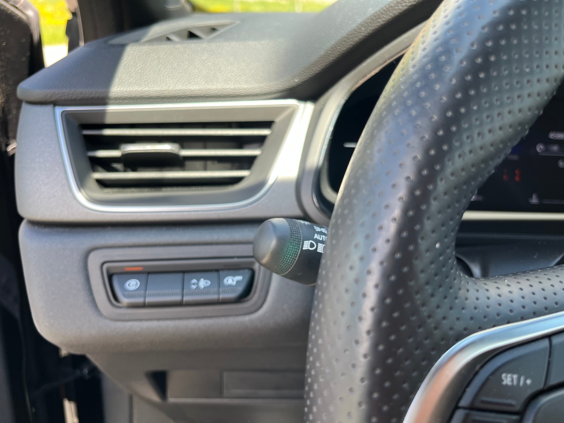 RENAULT Captur 1.3 TCe Techno-image-11