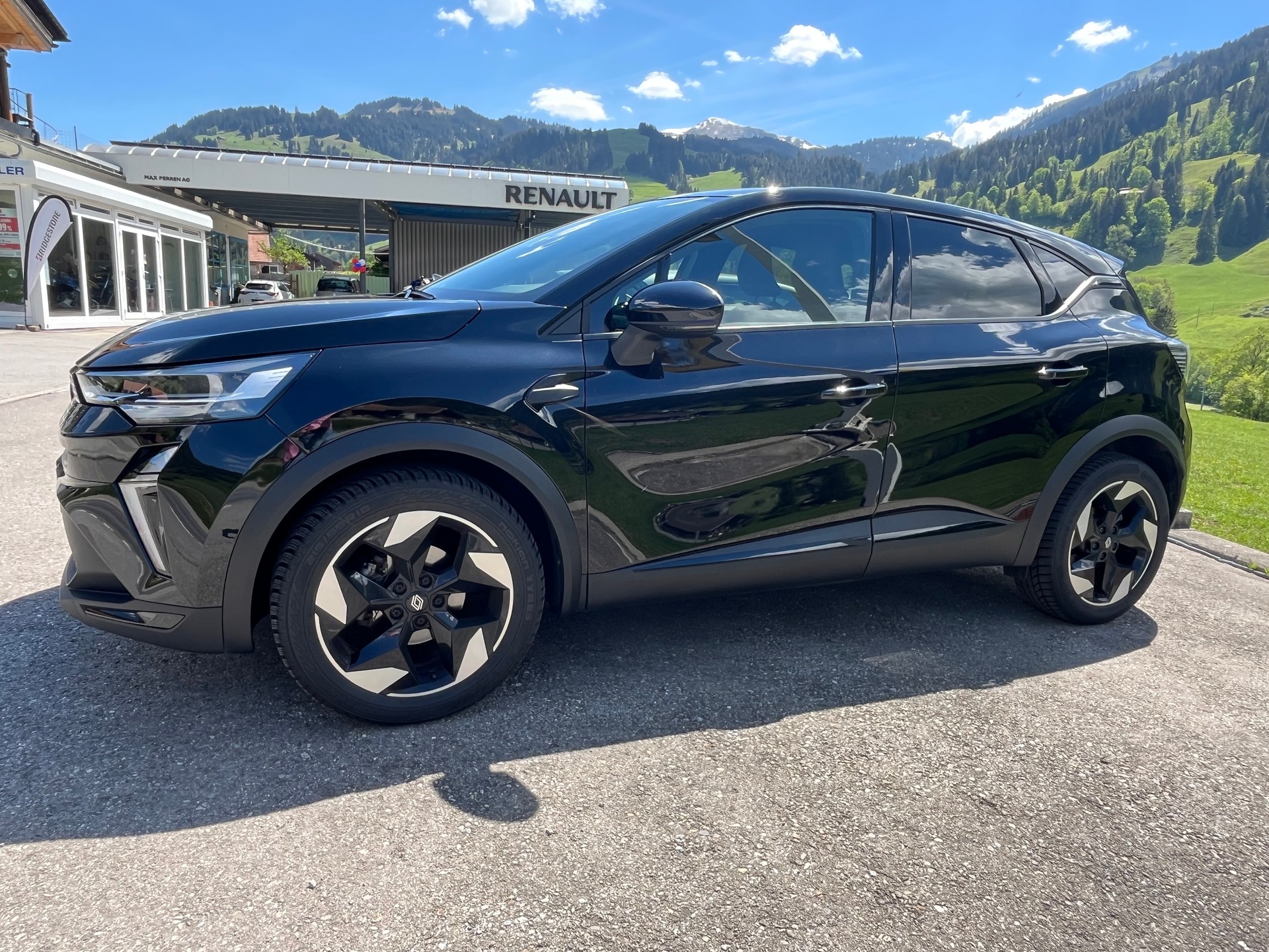 RENAULT Captur 1.3 TCe Techno-image-1