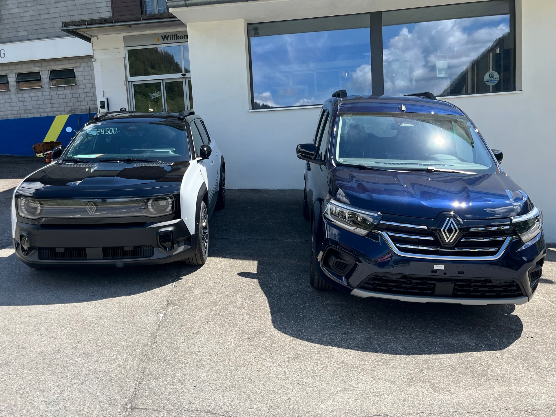 RENAULT Captur 1.3 TCe Techno-image-15