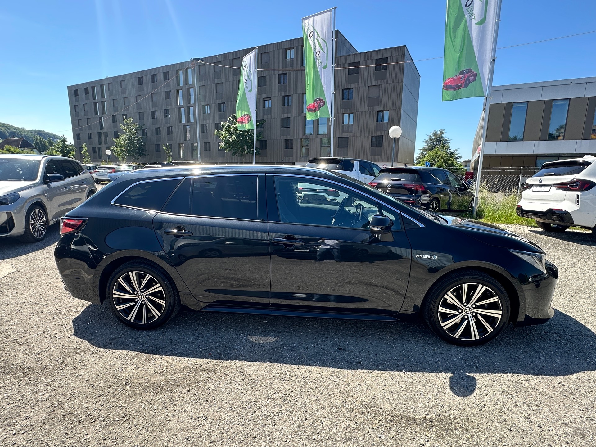 TOYOTA Corolla Touring Sports 2.0 HSD Trend e-CVT-image-8