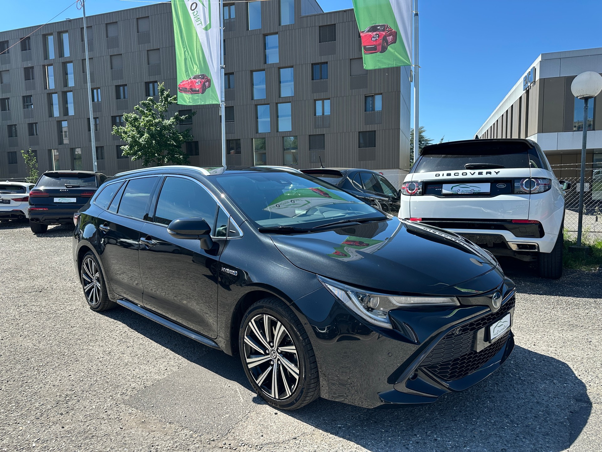 TOYOTA Corolla Touring Sports 2.0 HSD Trend e-CVT-image-3