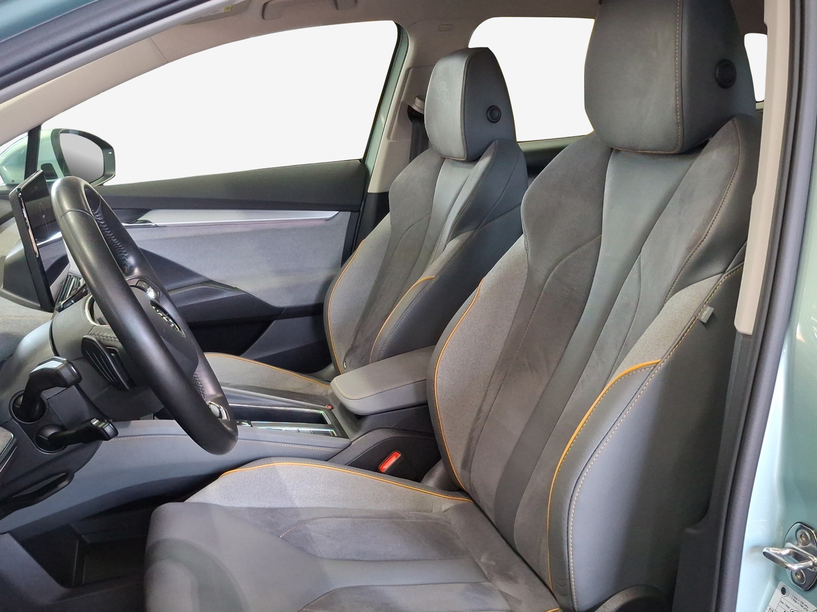 SKODA Enyaq iV 80-image-8