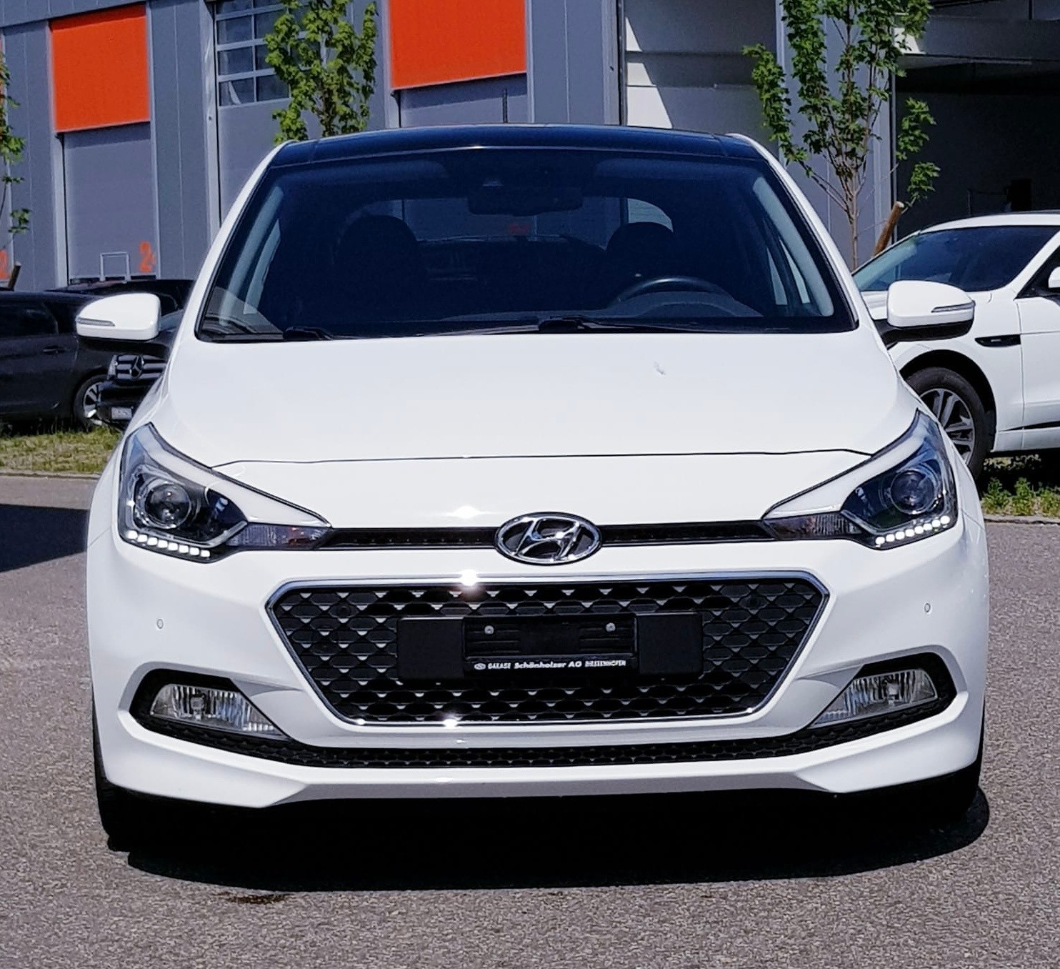 HYUNDAI i20 1.4 Vertex Automatic-image-4