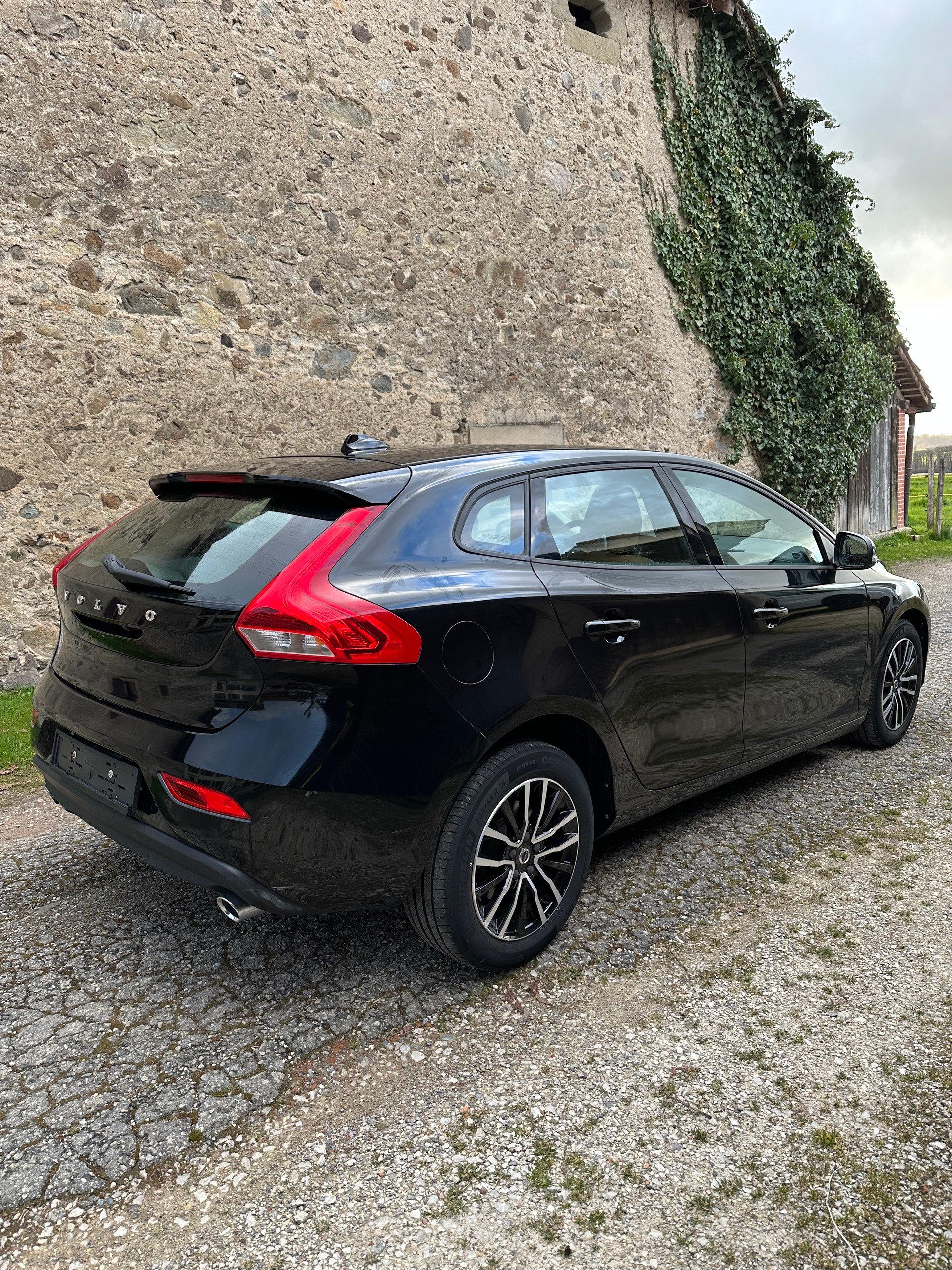 VOLVO D2-image-2