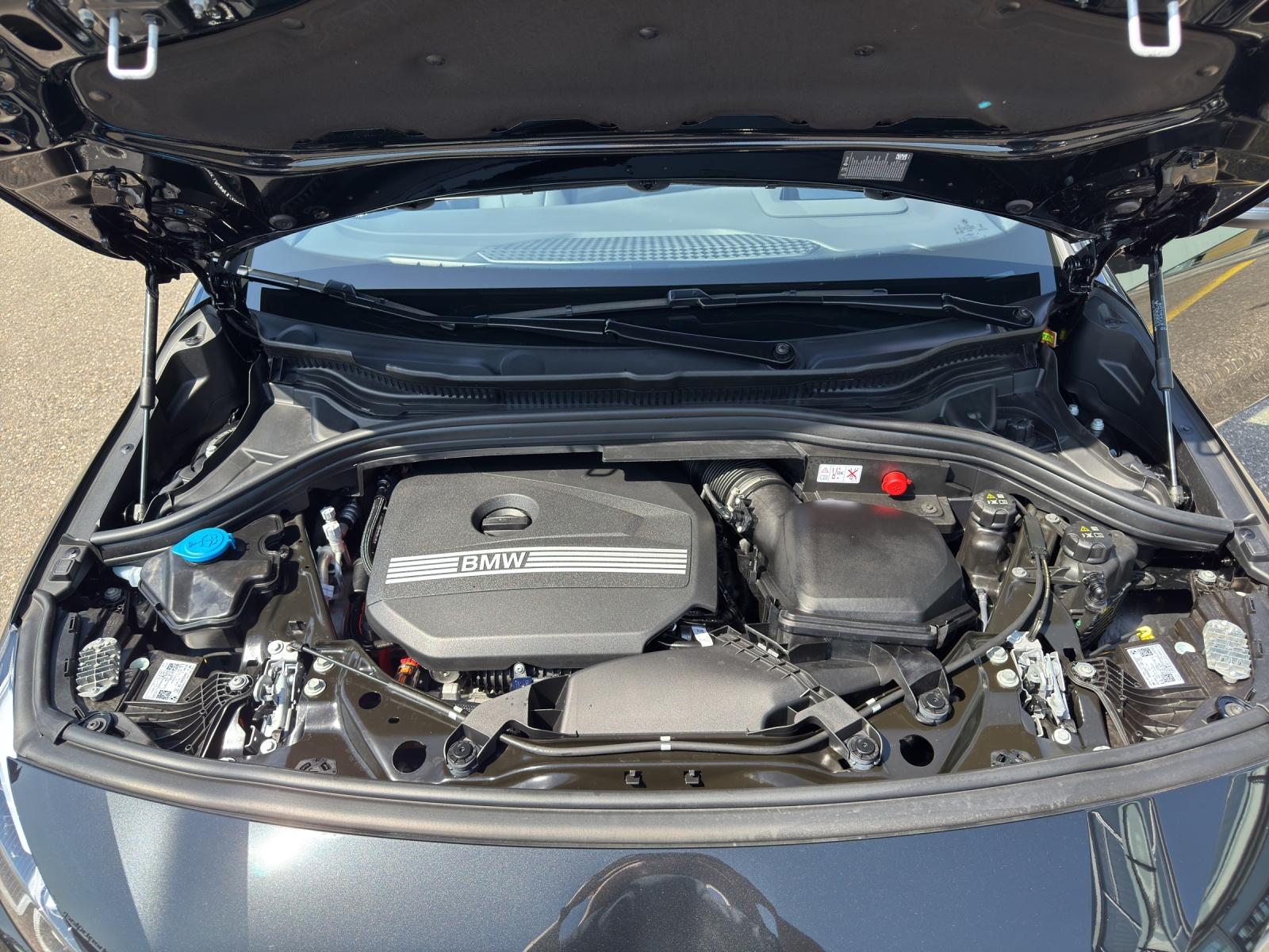 BMW 225e xDrive Active Tourer-image-19
