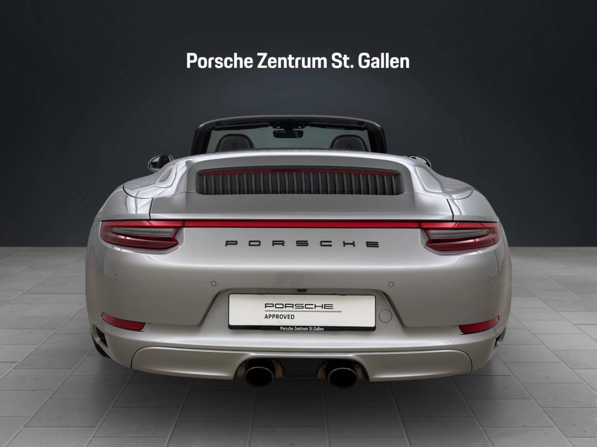 PORSCHE 911 Carrera 4 GTS Cabriolet-image-5