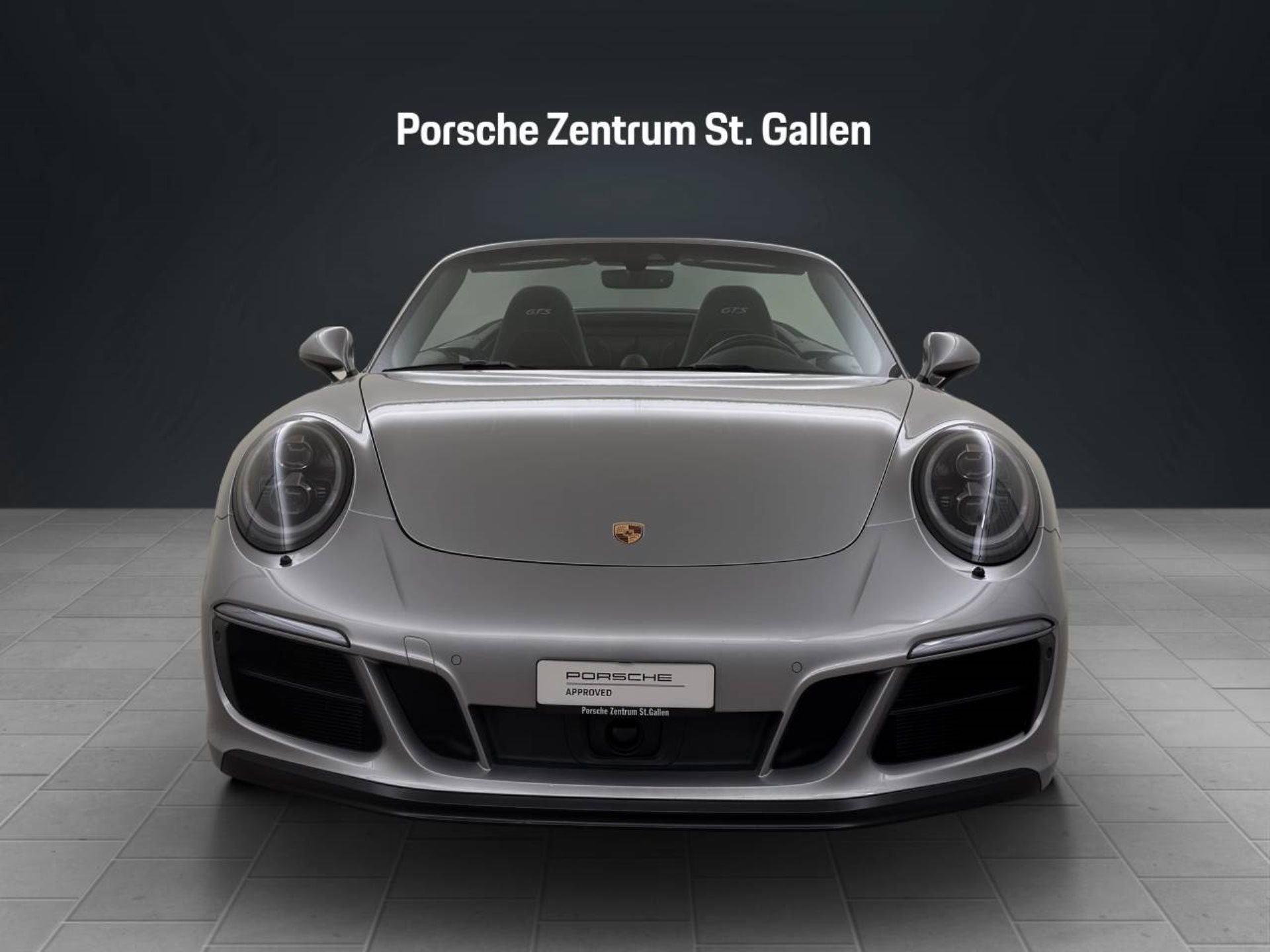 PORSCHE 911 Carrera 4 GTS Cabriolet-image-9