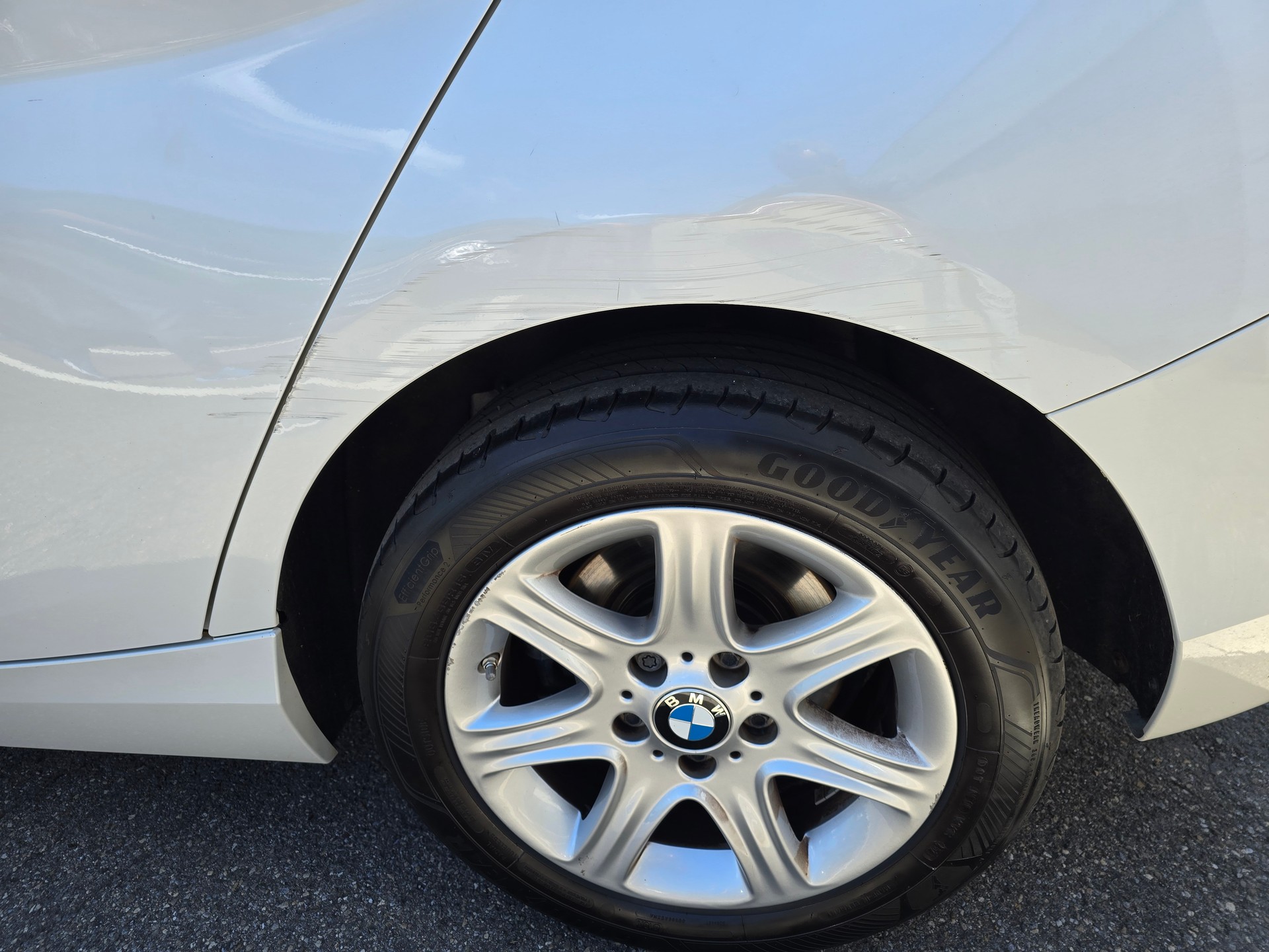 BMW 116i-image-17