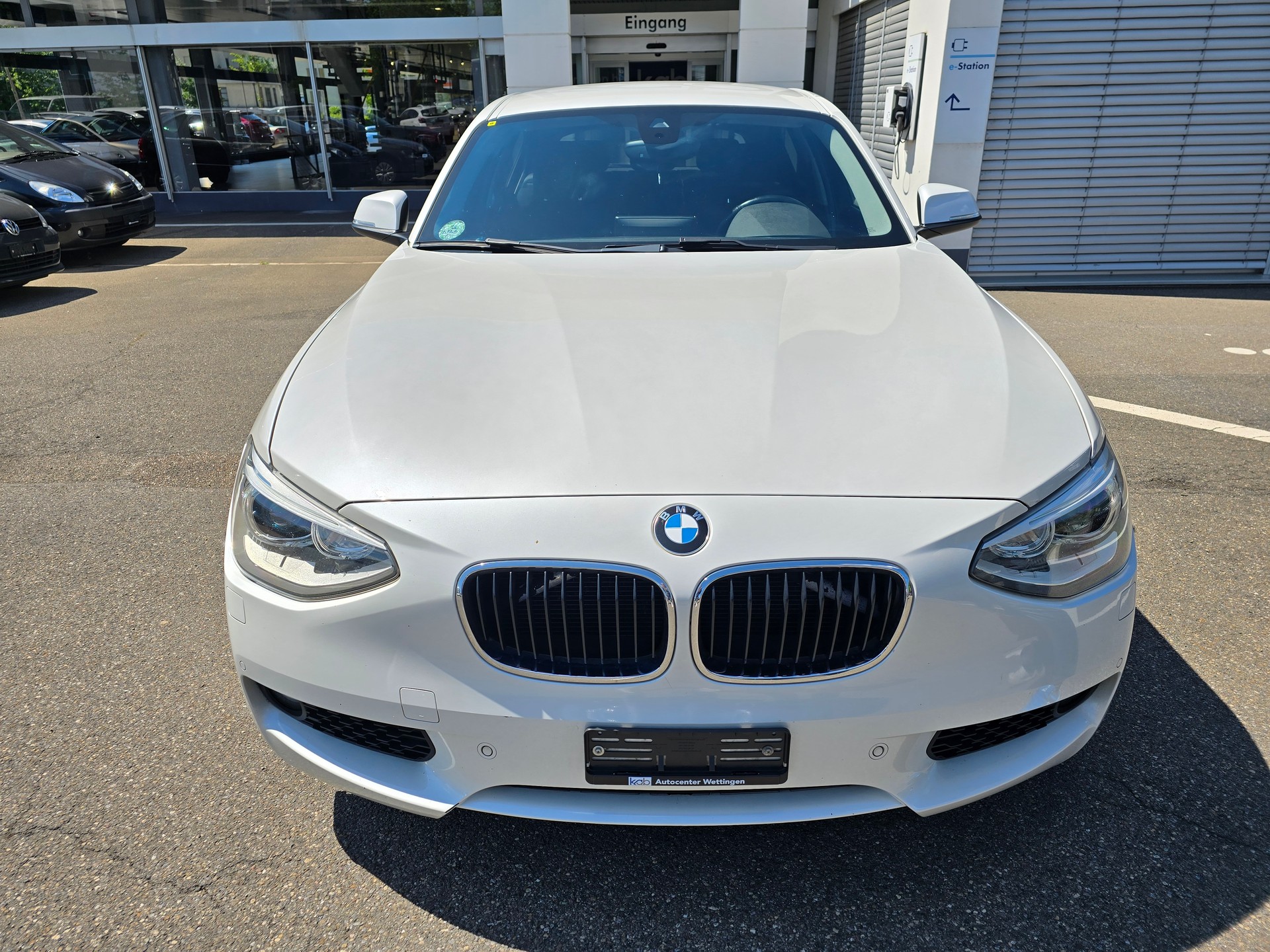 BMW 116i-image-3