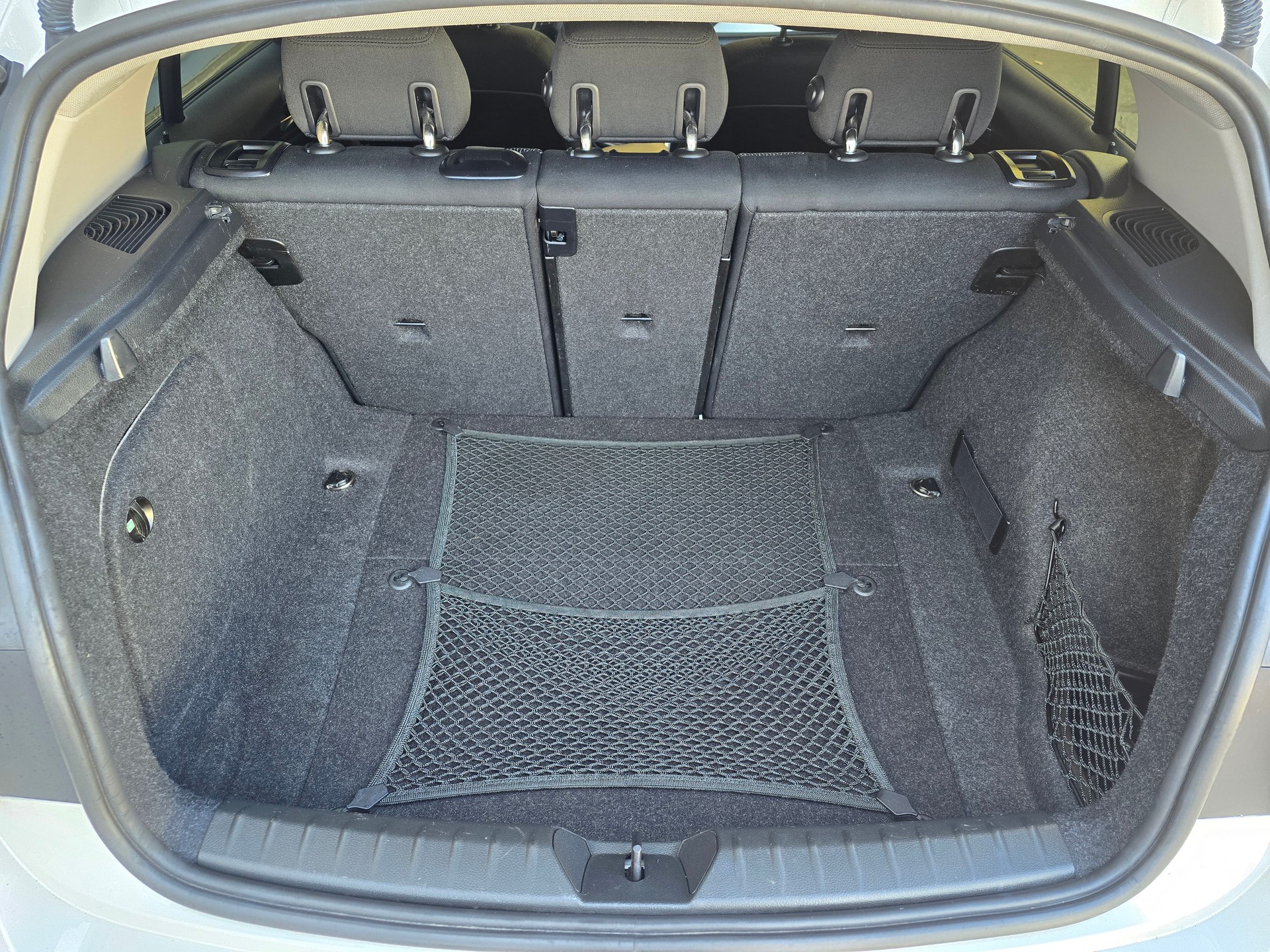 BMW 116i-image-13